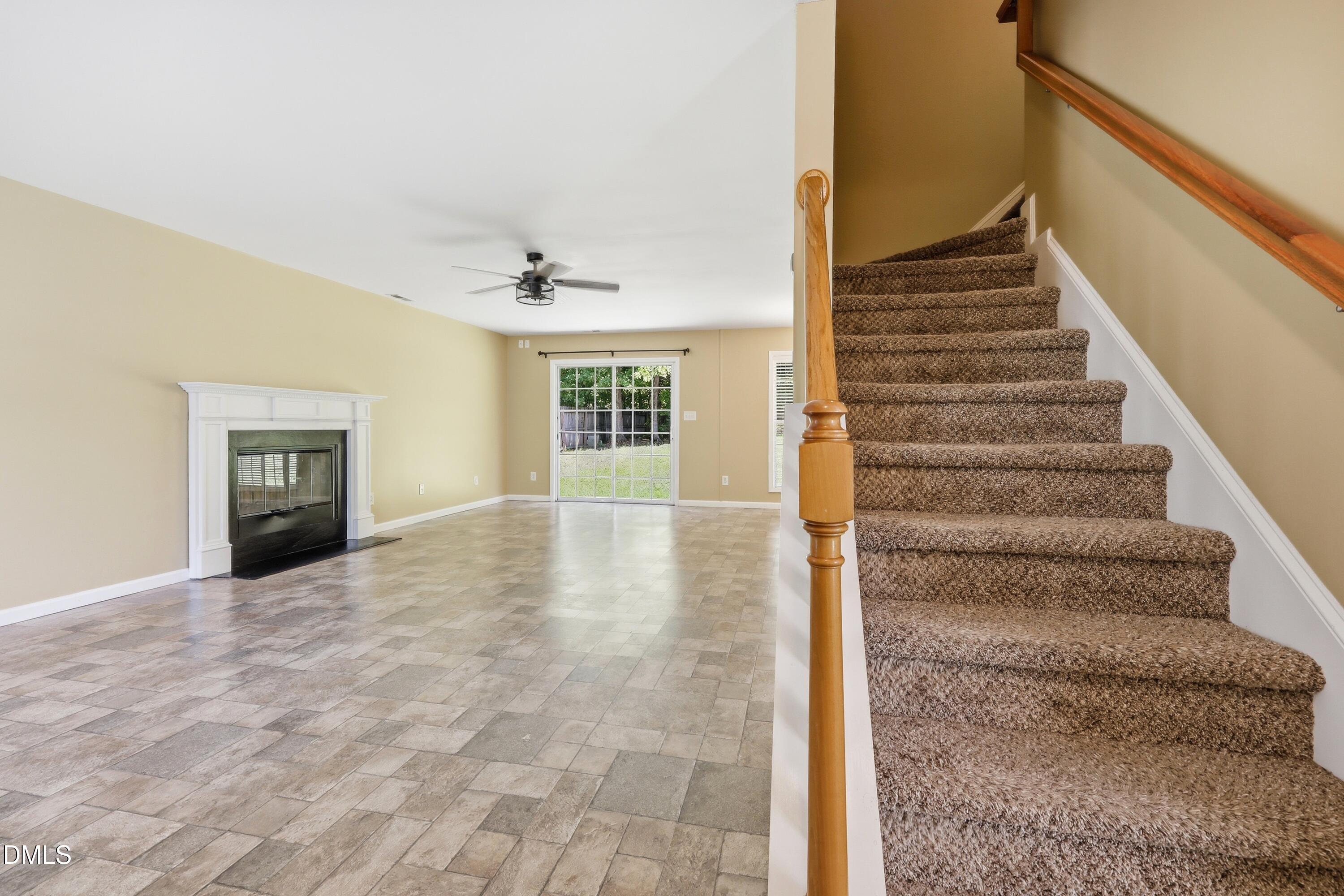805 Northwood Hills Avenue Property Photo 6