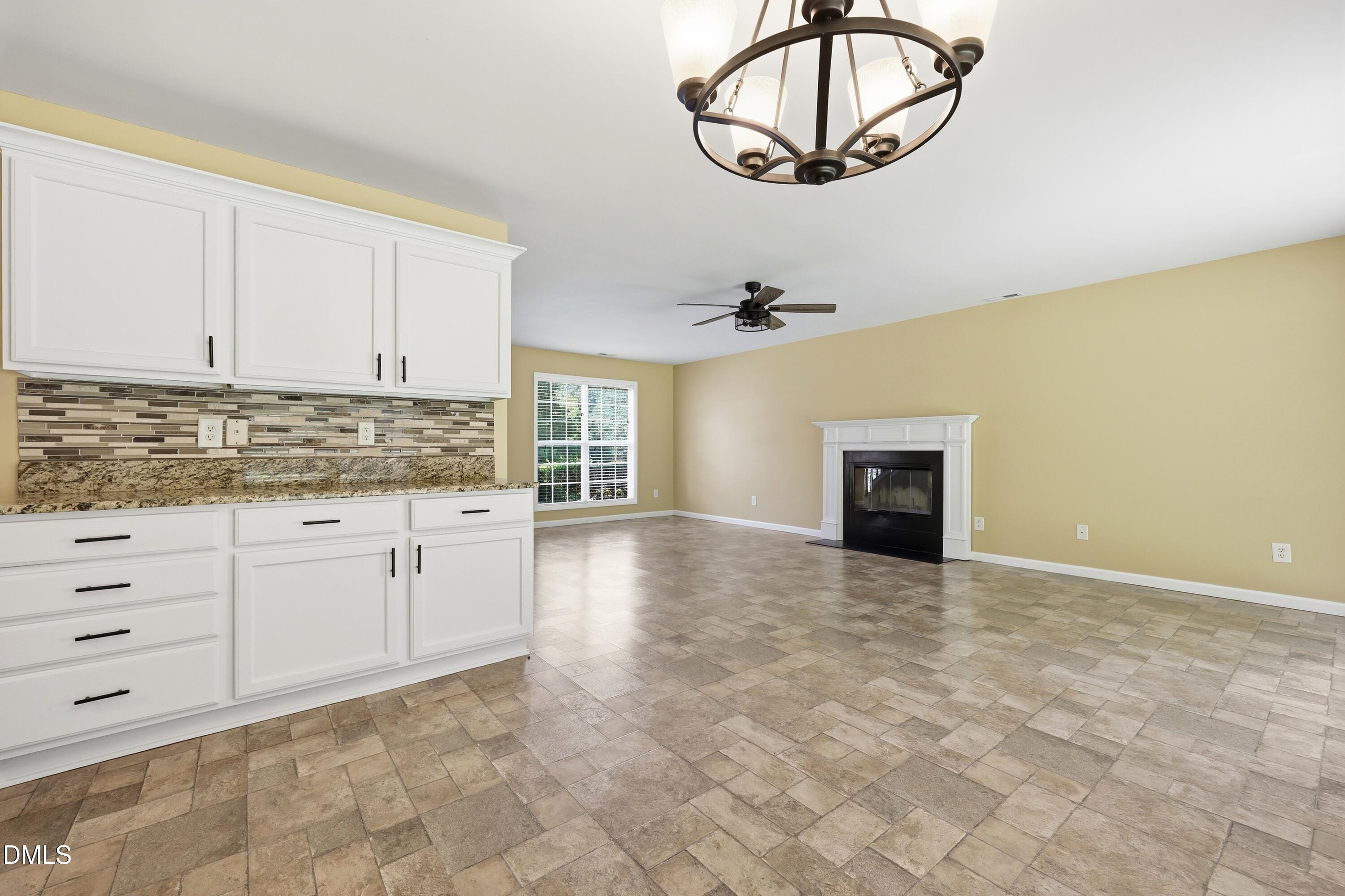 805 Northwood Hills Avenue Property Photo 8
