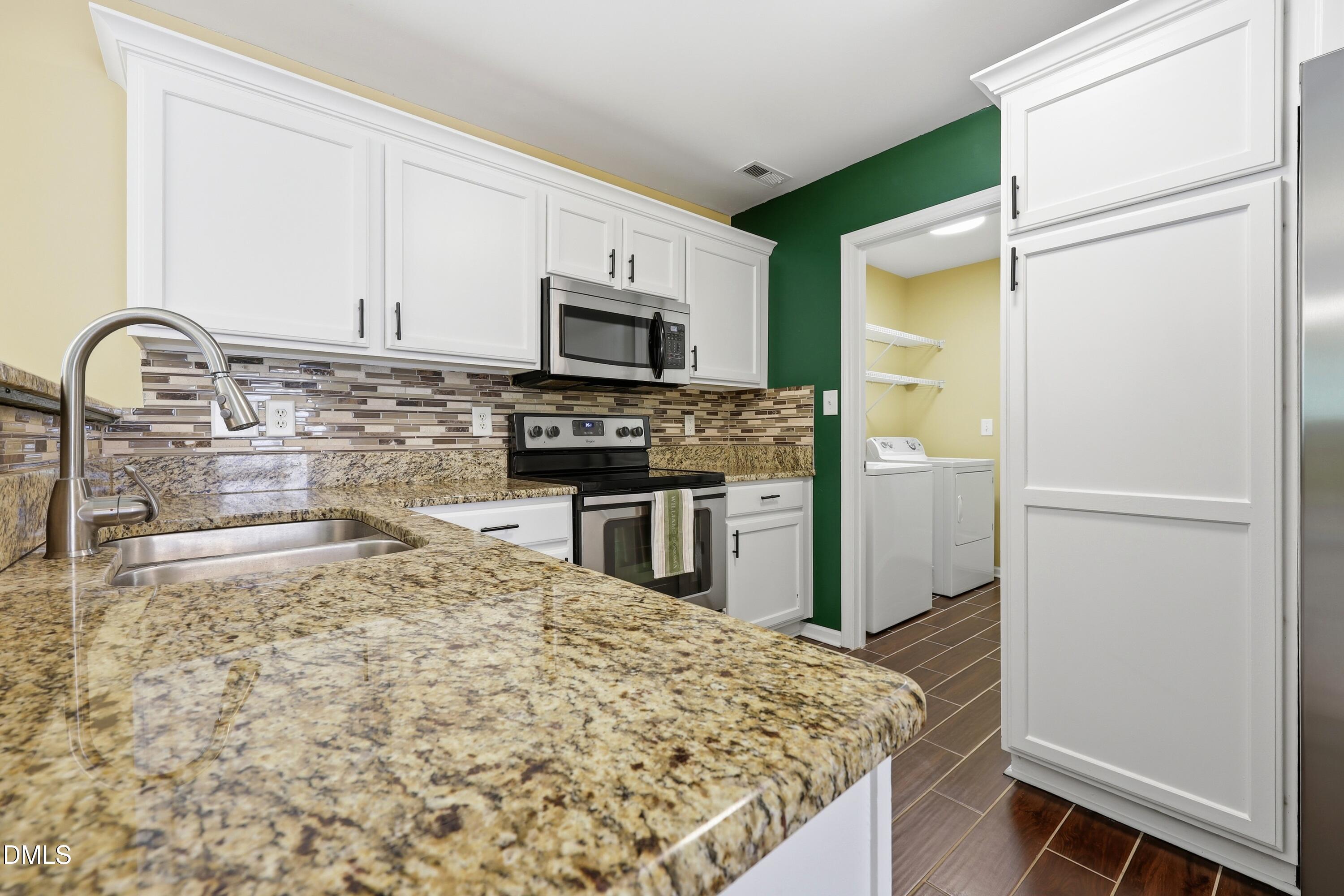 805 Northwood Hills Avenue Property Photo 10