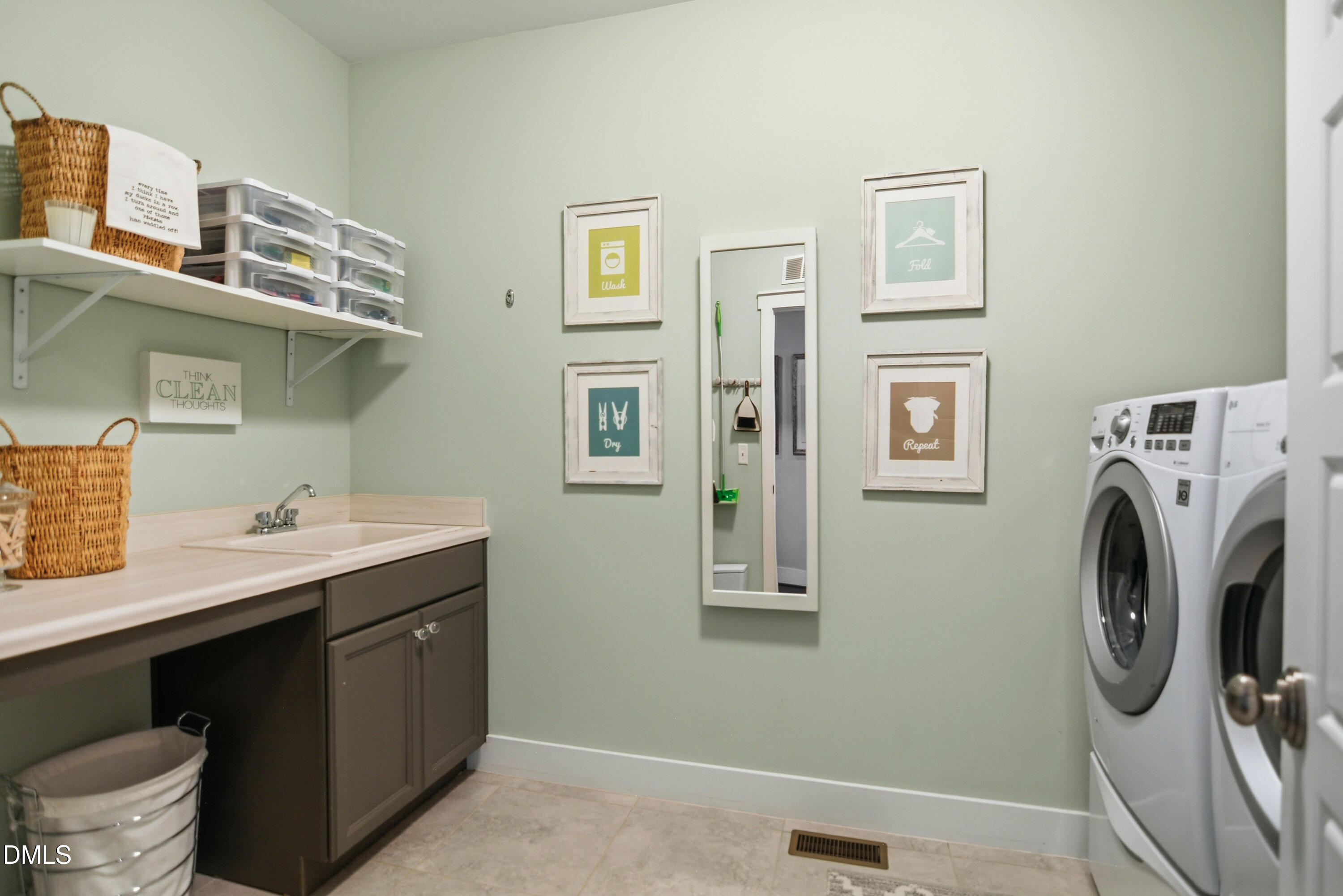 1331 Revolution Circle Property Photo 16