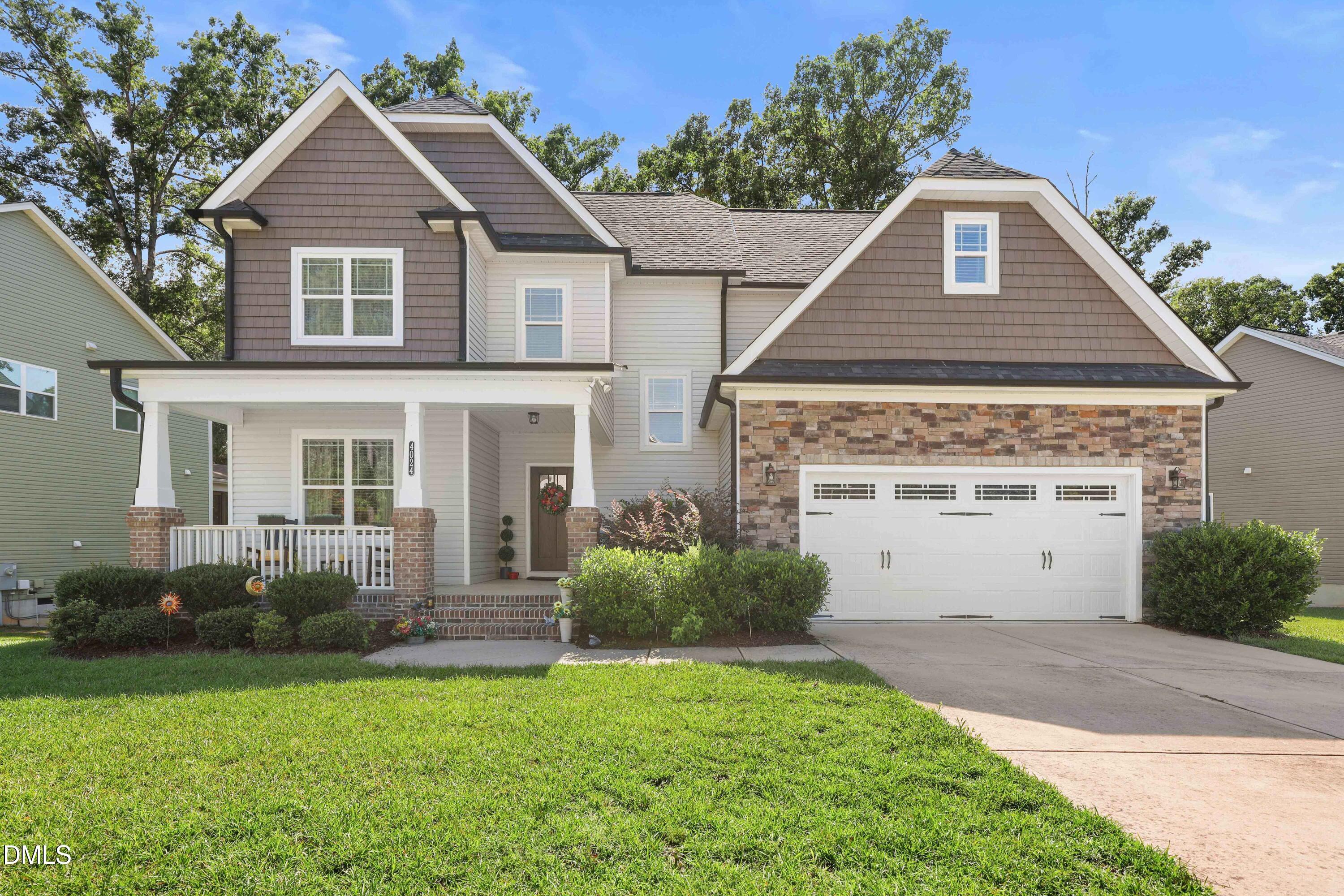4024 Landover Peak Place Property Photo 1