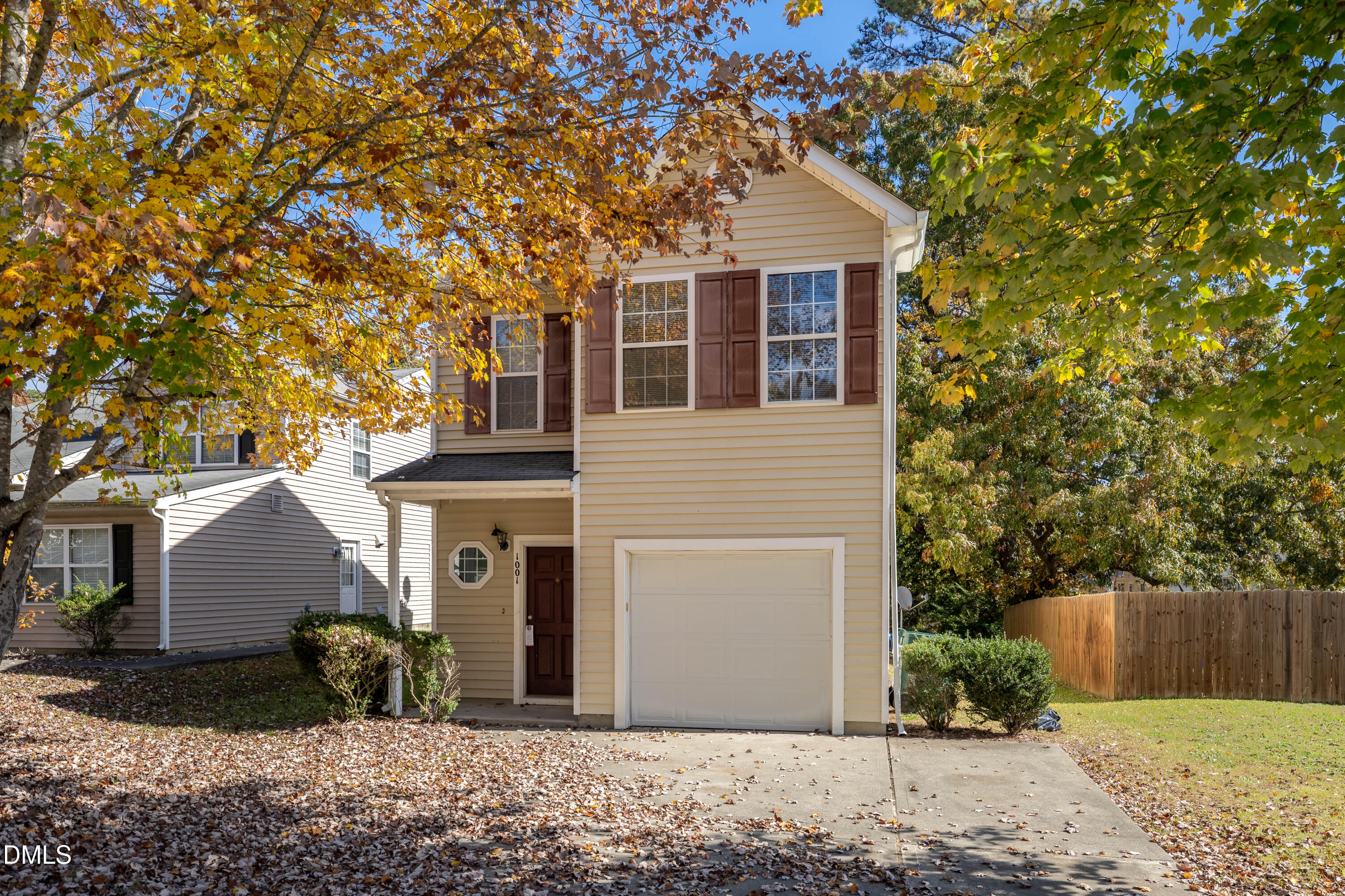 1001 Stennis Way Property Photo 1