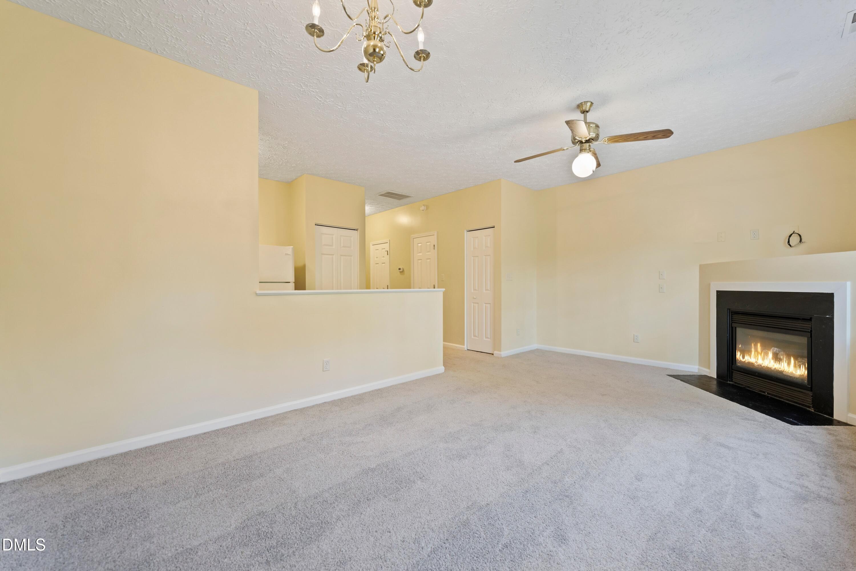 1001 Stennis Way Property Photo 5