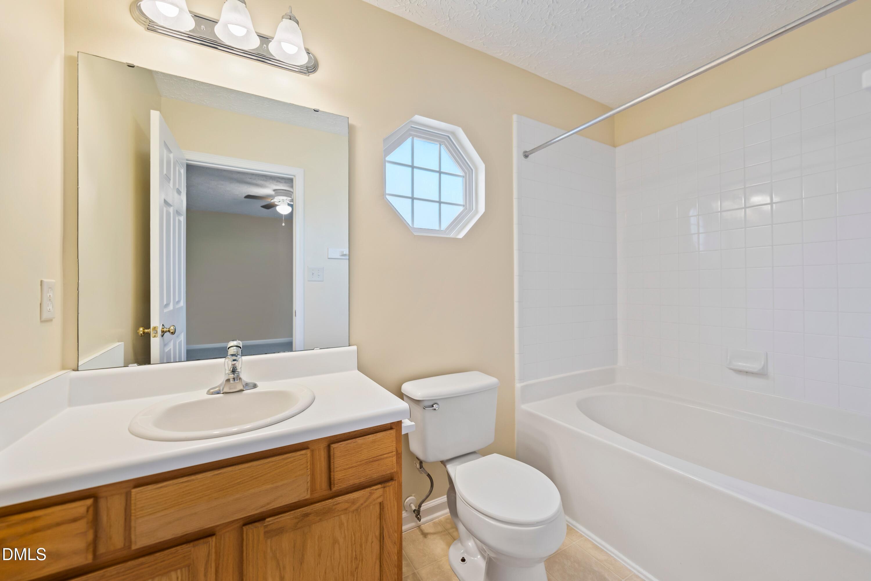 1001 Stennis Way Property Photo 12