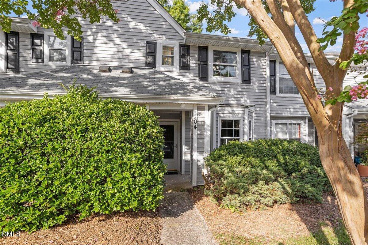 104 Sir Richard Lane Property Photo 1