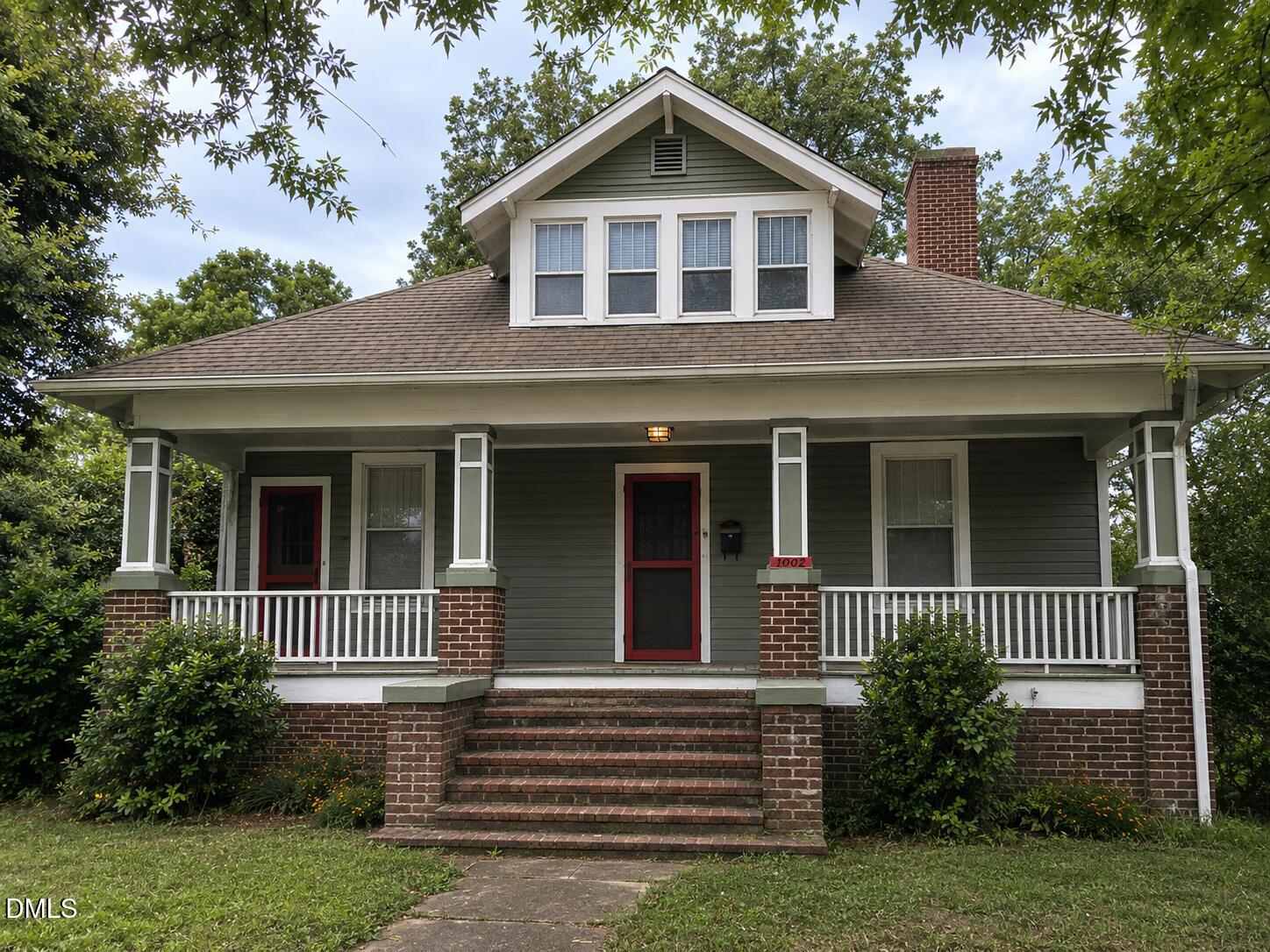 1002 Camden Avenue Property Photo 1