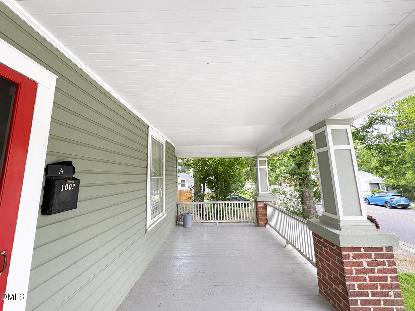 1002 Camden Avenue Property Photo 3