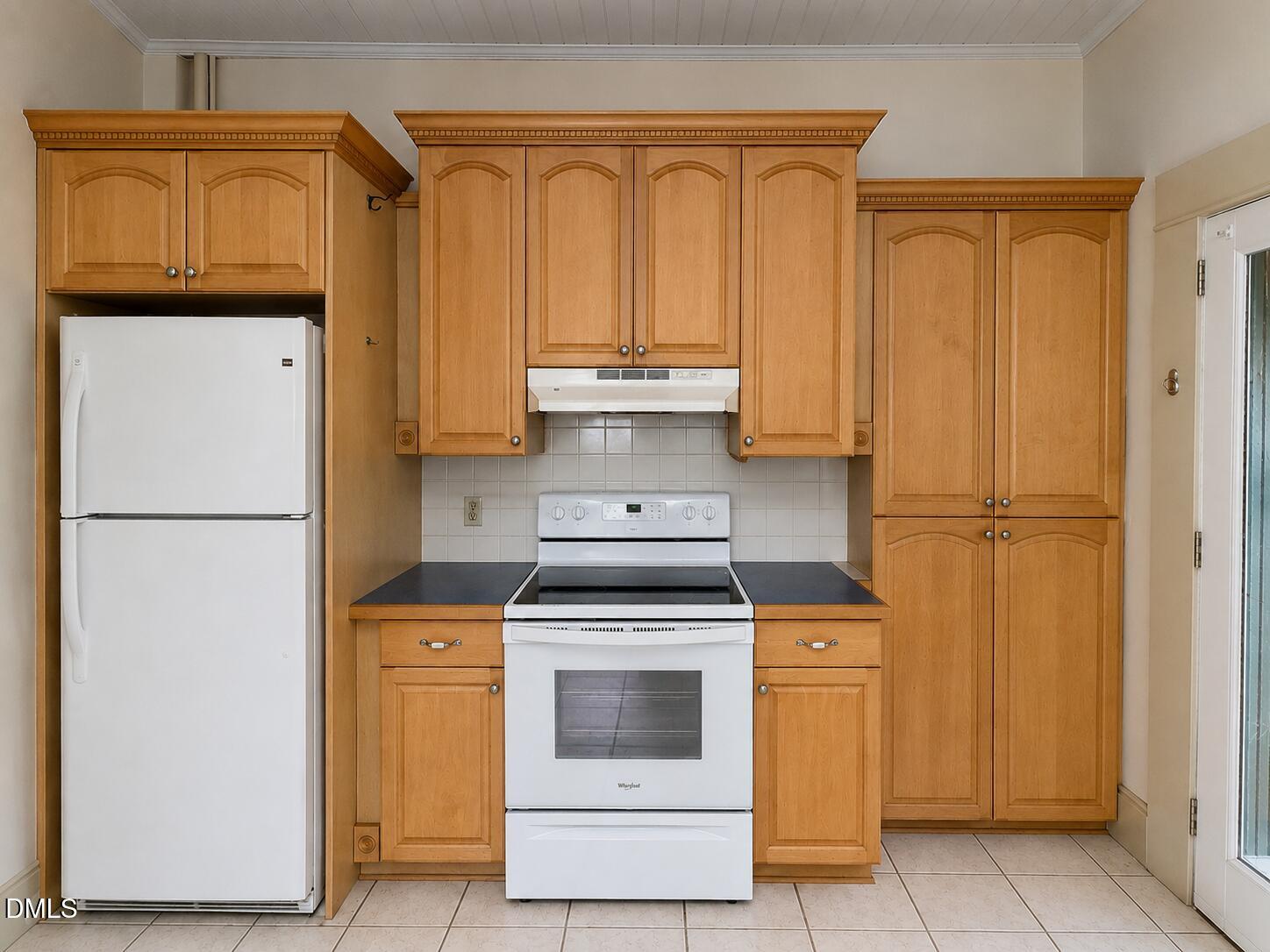 1002 Camden Avenue Property Photo 5