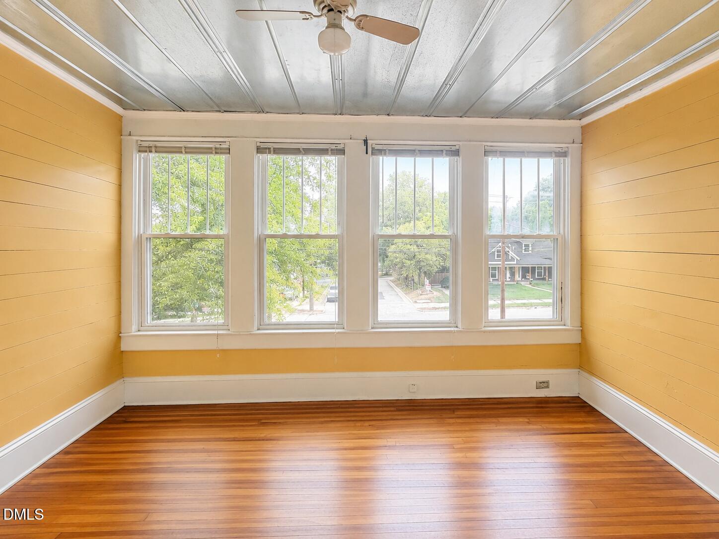 1002 Camden Avenue Property Photo 15