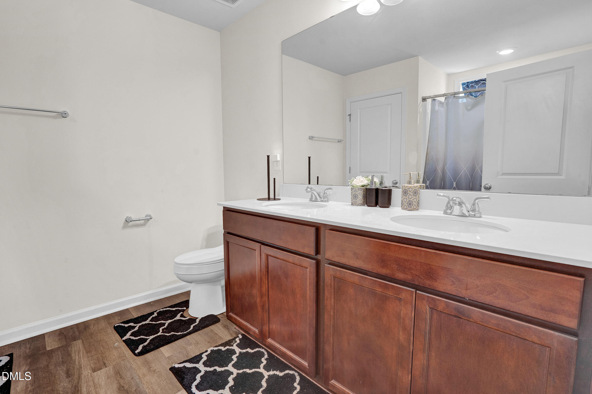 734 Rolling Creek Circle Property Photo 21