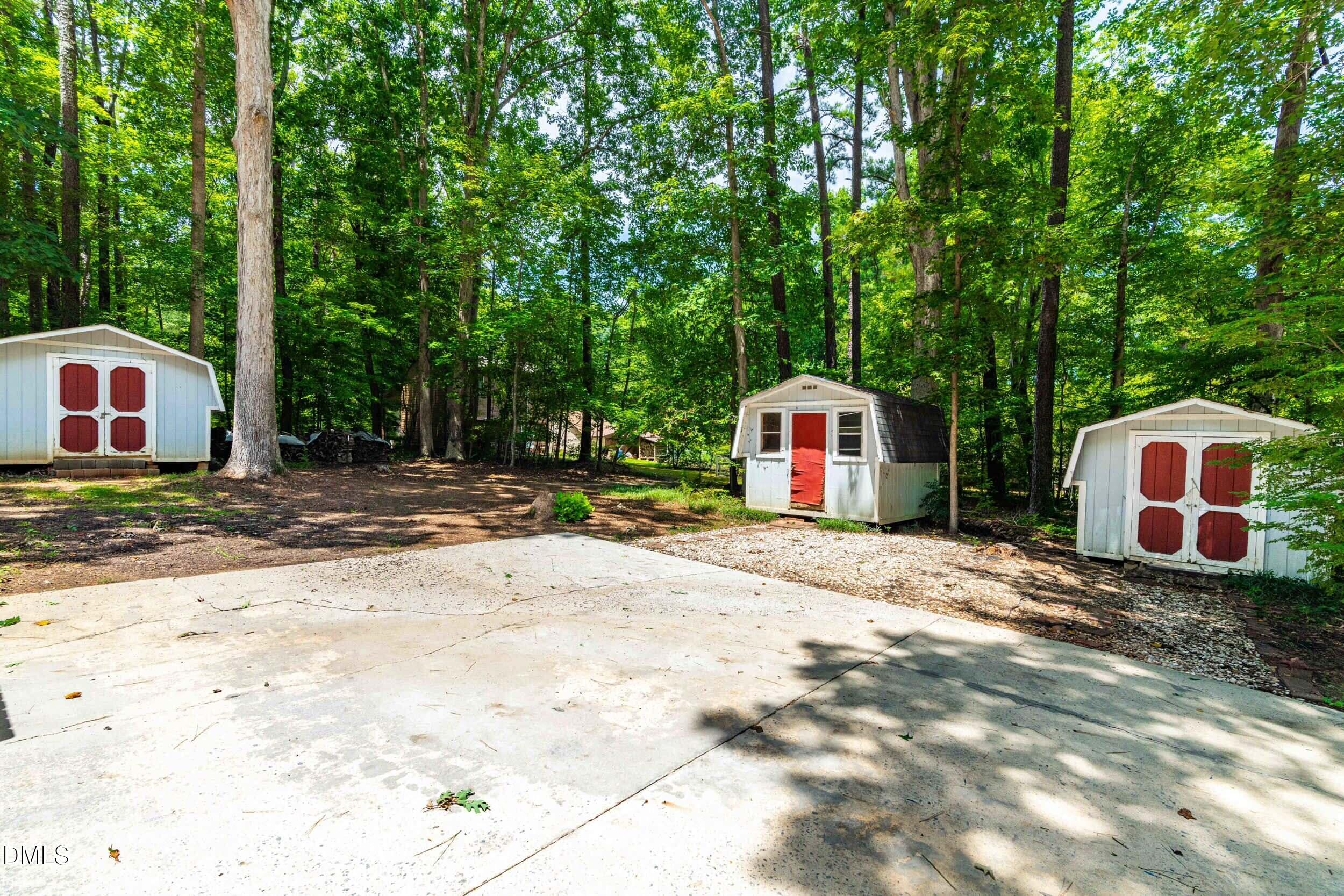 133 Stagecrest Drive Property Photo 34