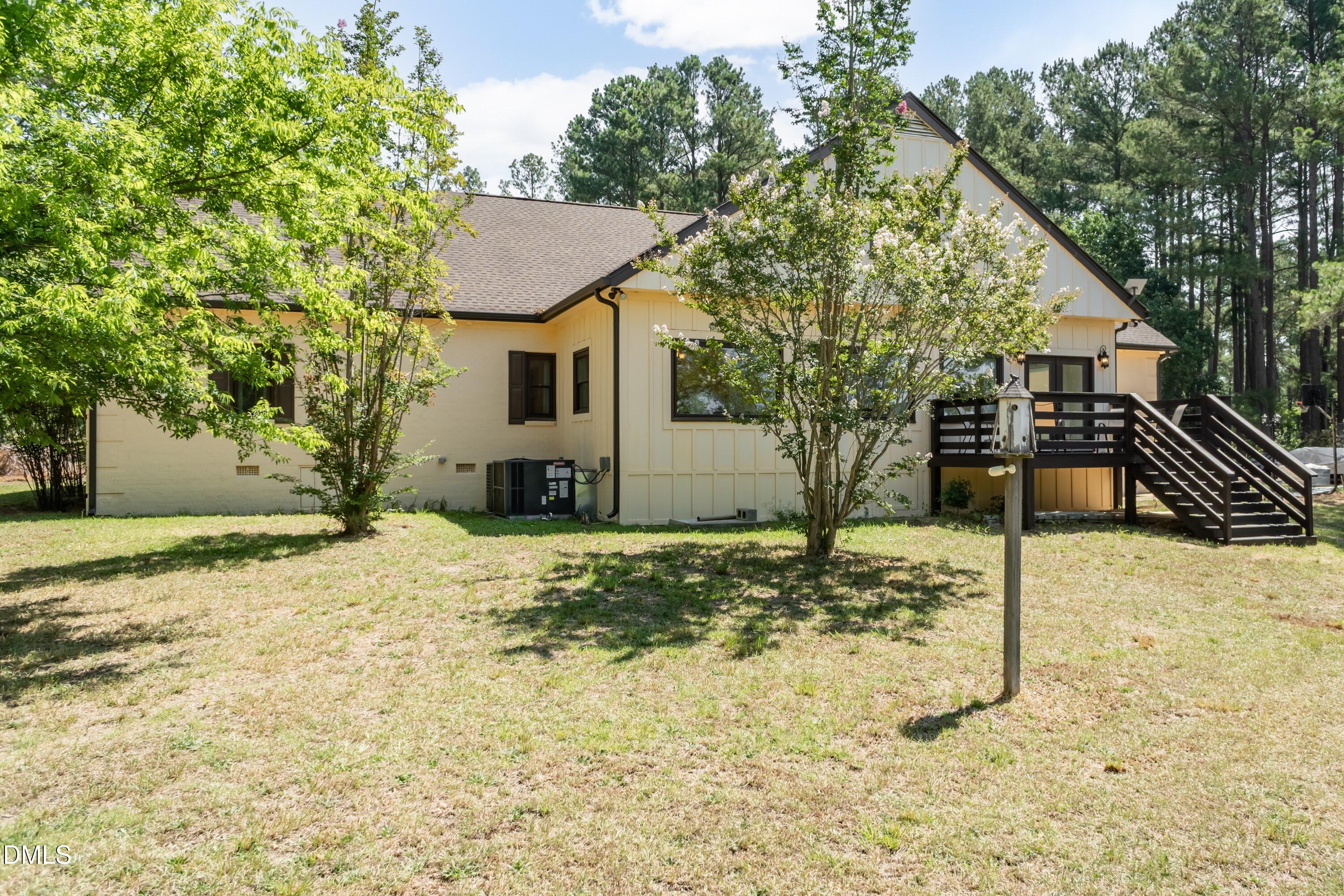 3715 S River Road Property Photo 33