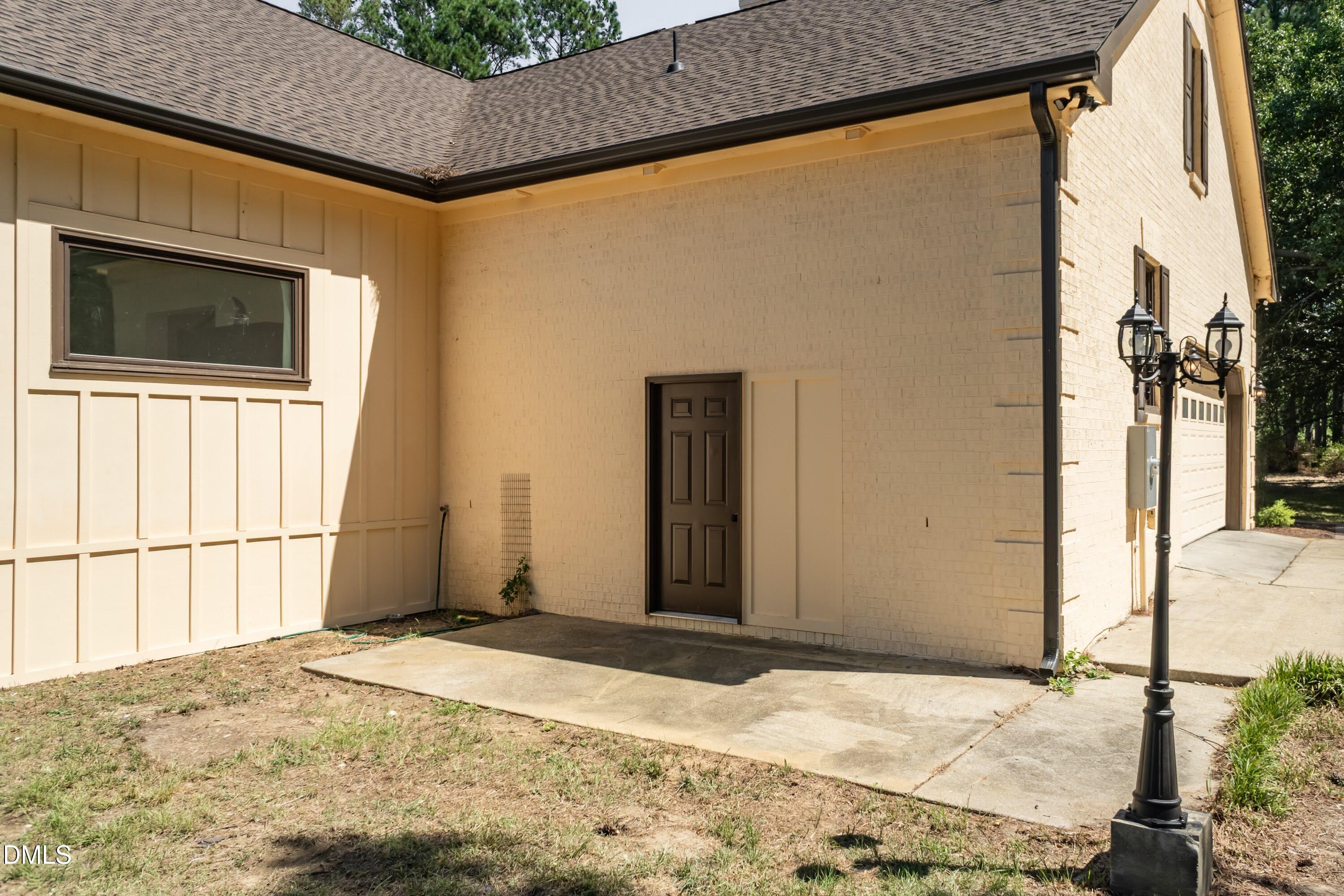 3715 S River Road Property Photo 37