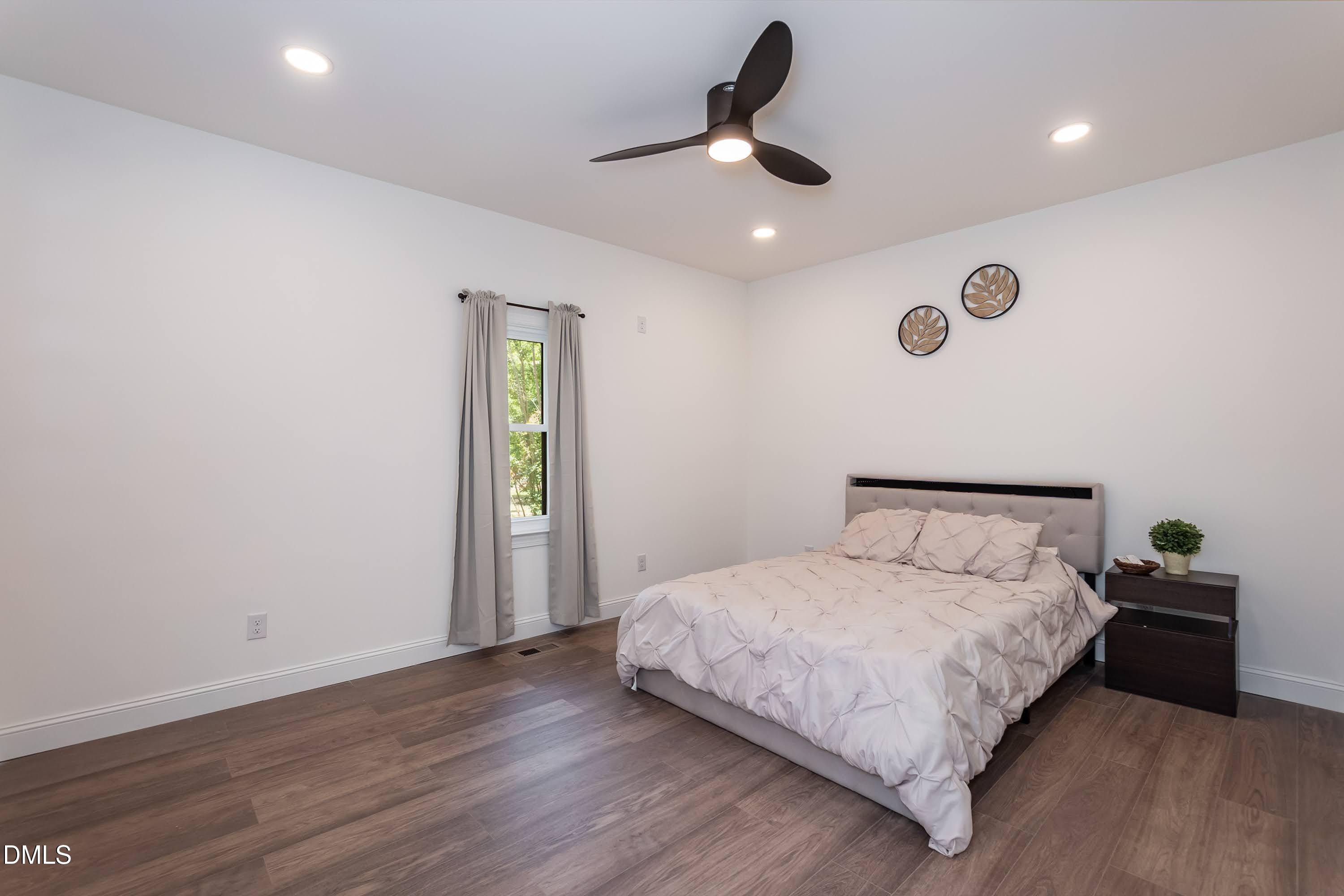 3715 S River Road Property Photo 47