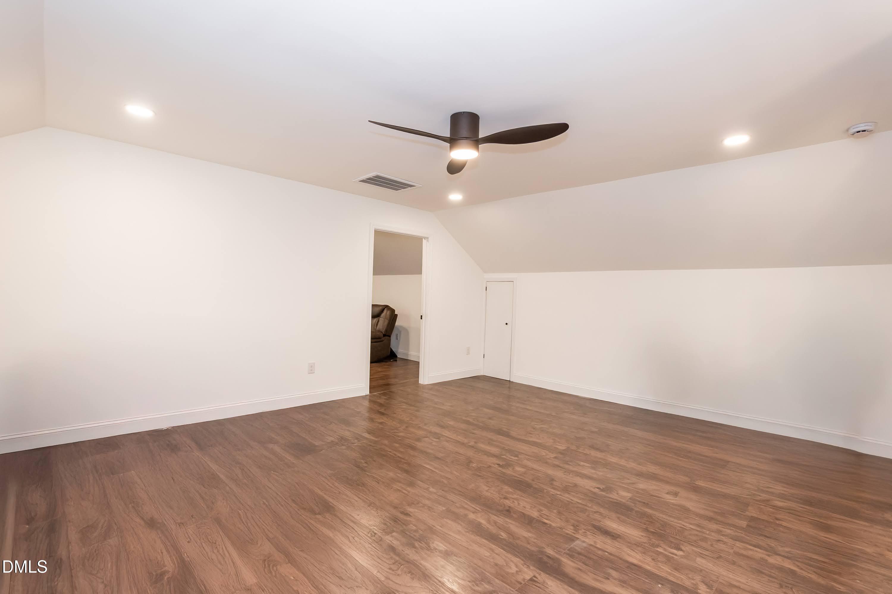 3715 S River Road Property Photo 80