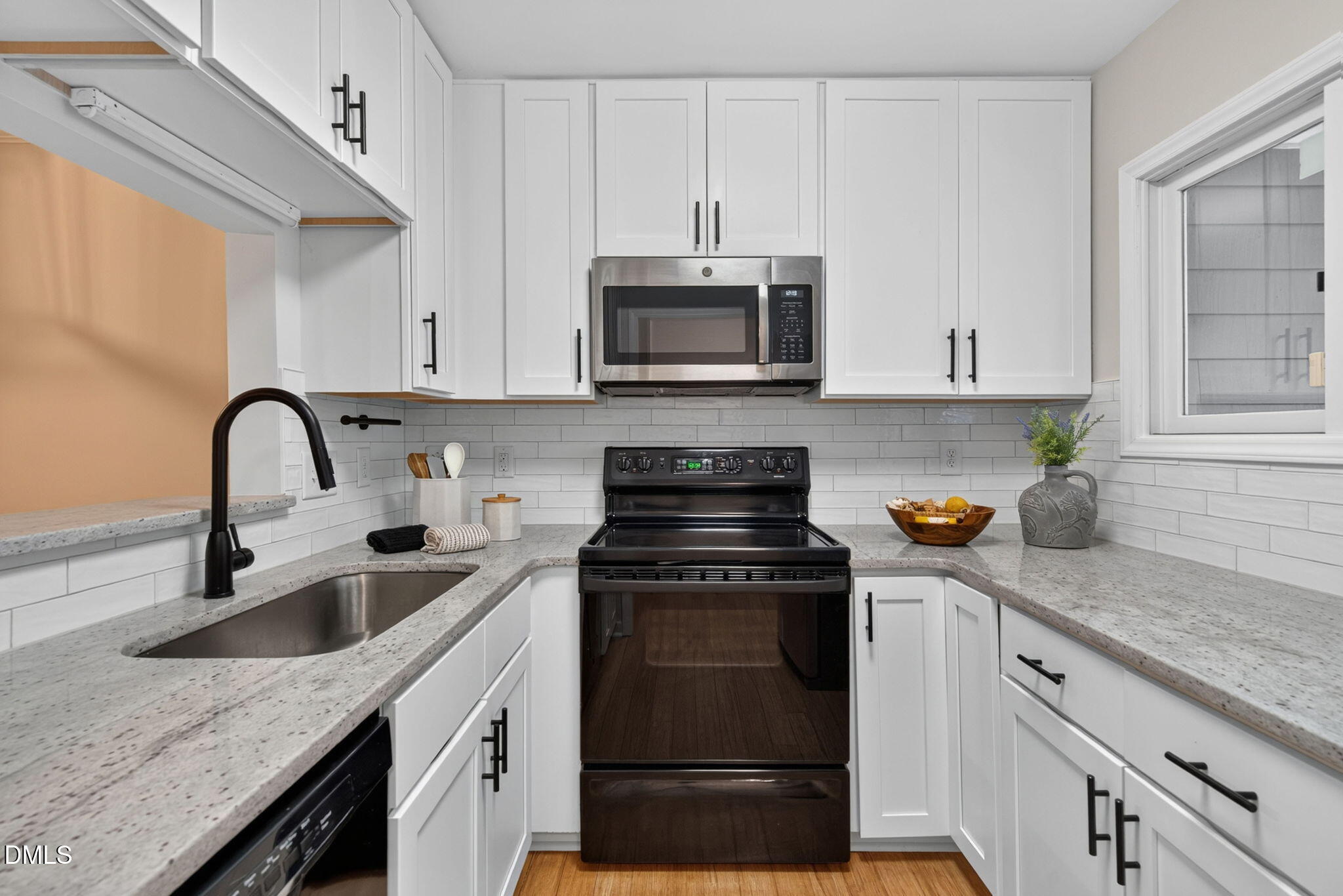 1000 Brighthurst Drive 304 Property Photo 8