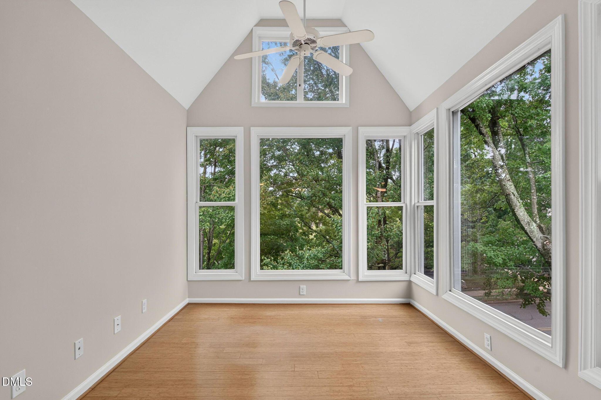 1000 Brighthurst Drive 304 Property Photo 16