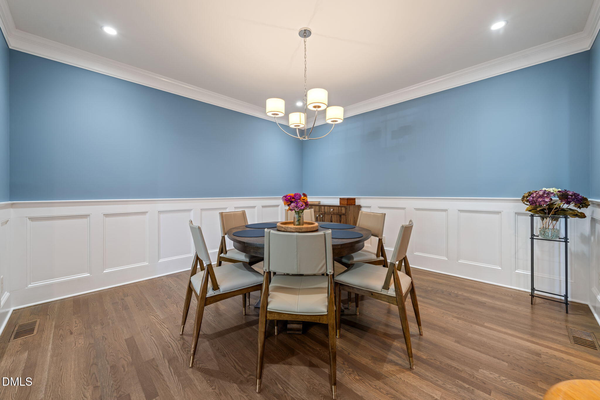 225 Anniston Court Property Photo 8