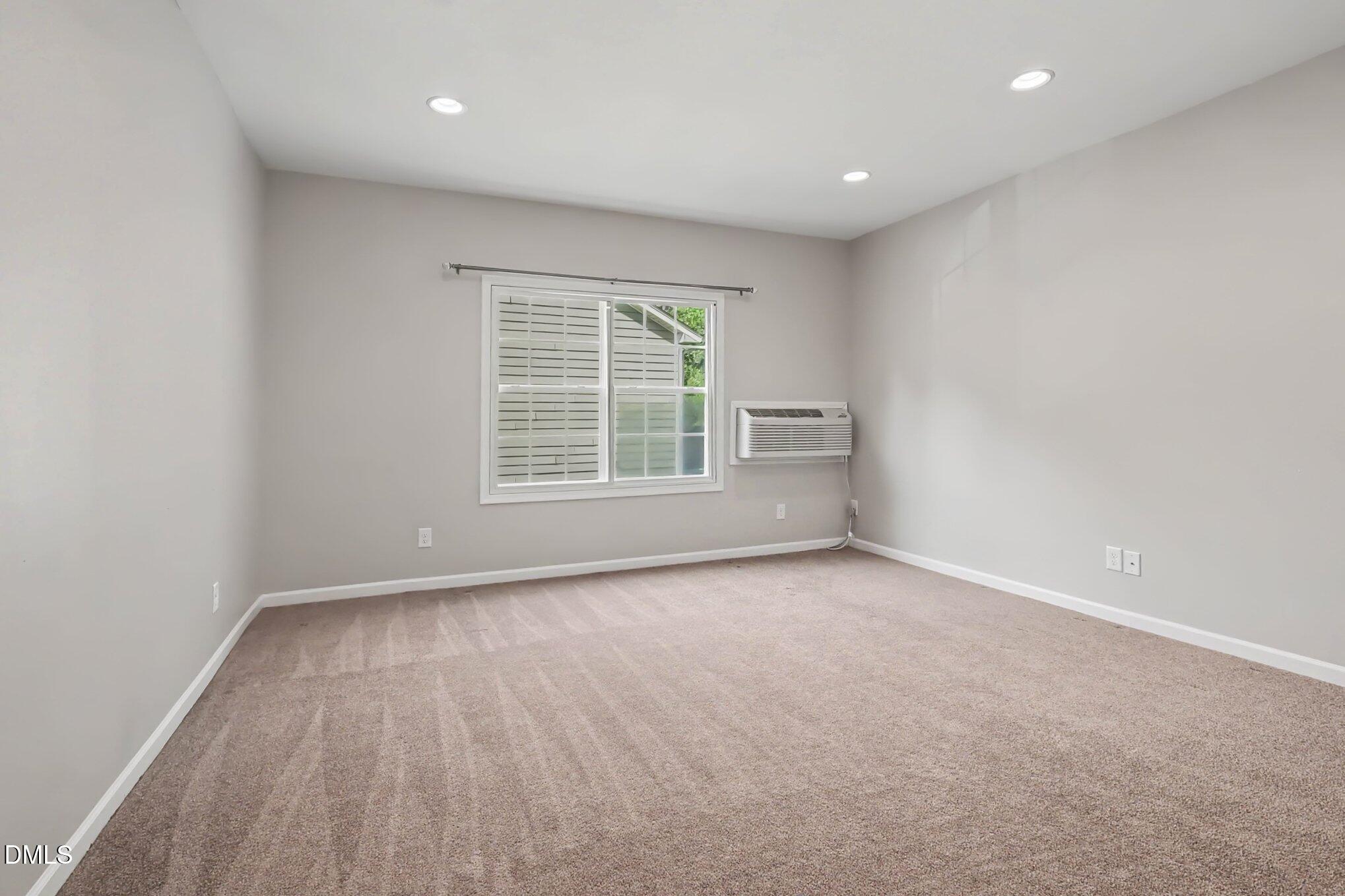 4013 Red Grape Drive Property Photo 19