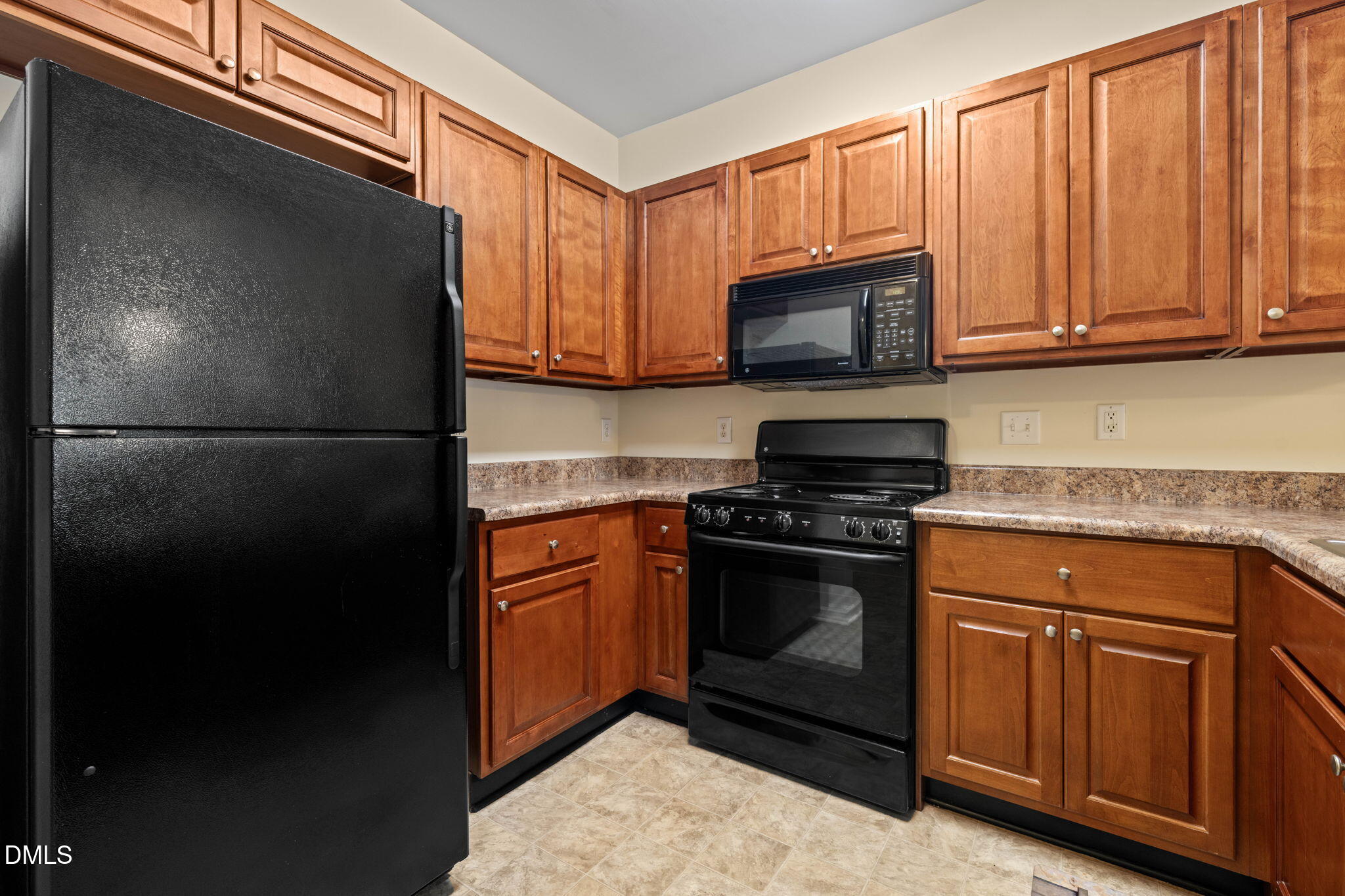 2610 Oldgate Drive 108 Property Photo 11