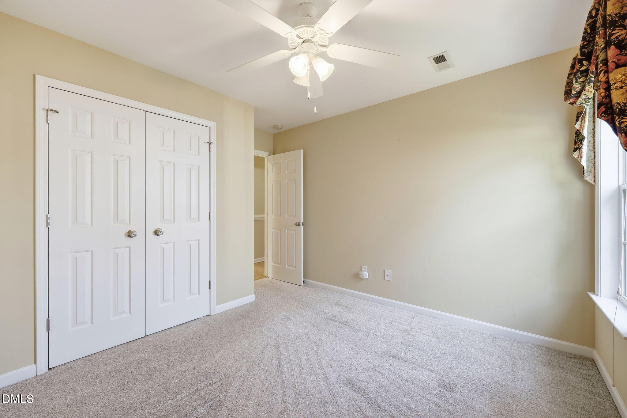 488 Pinecroft Drive Property Photo 20