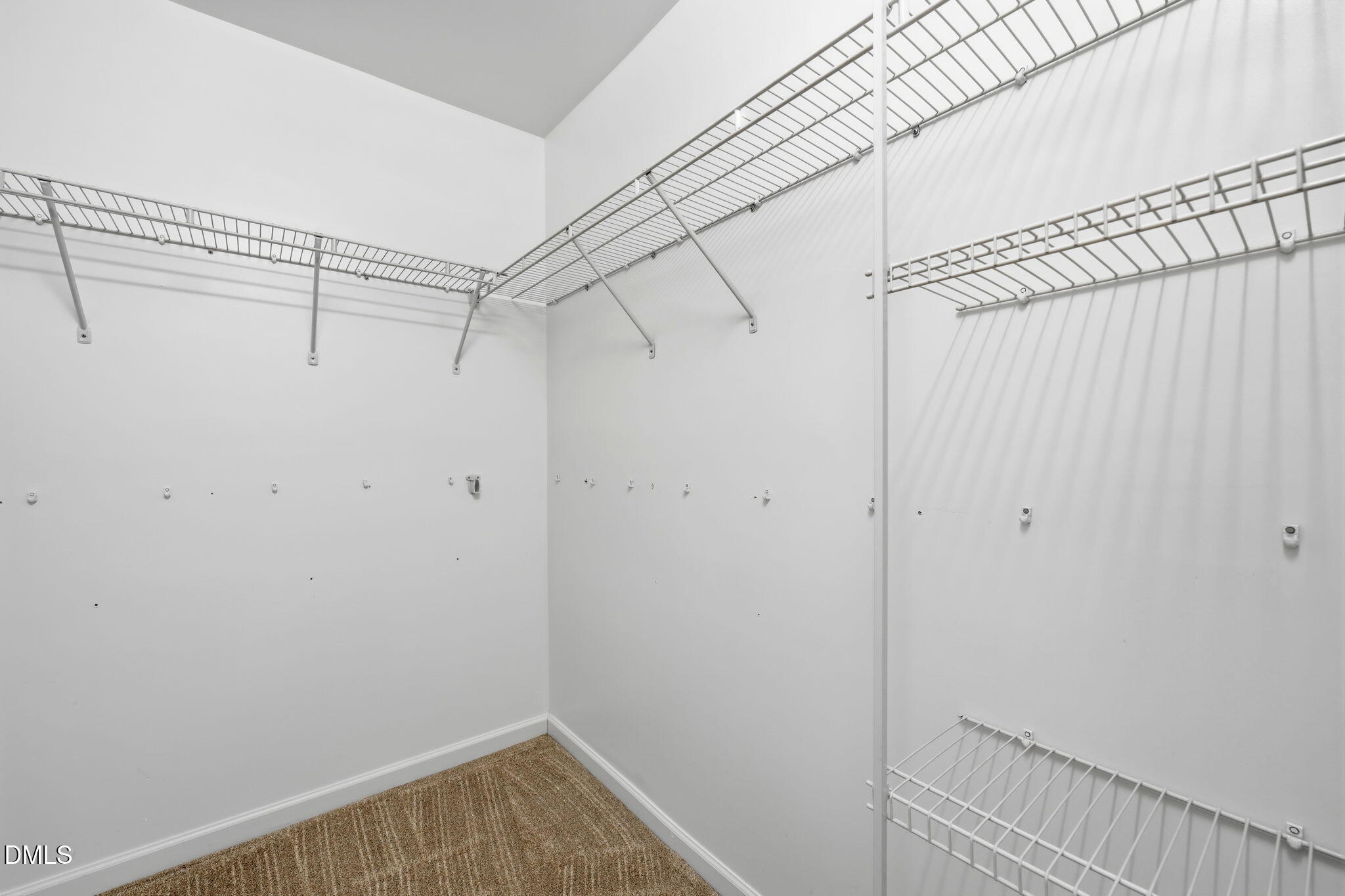 488 Pinecroft Drive Property Photo 26