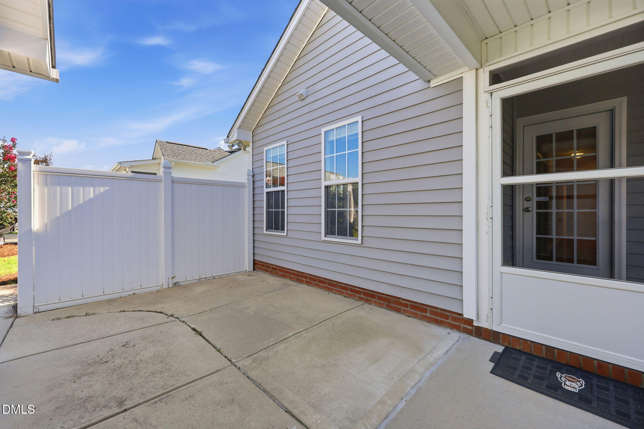 488 Pinecroft Drive Property Photo 34