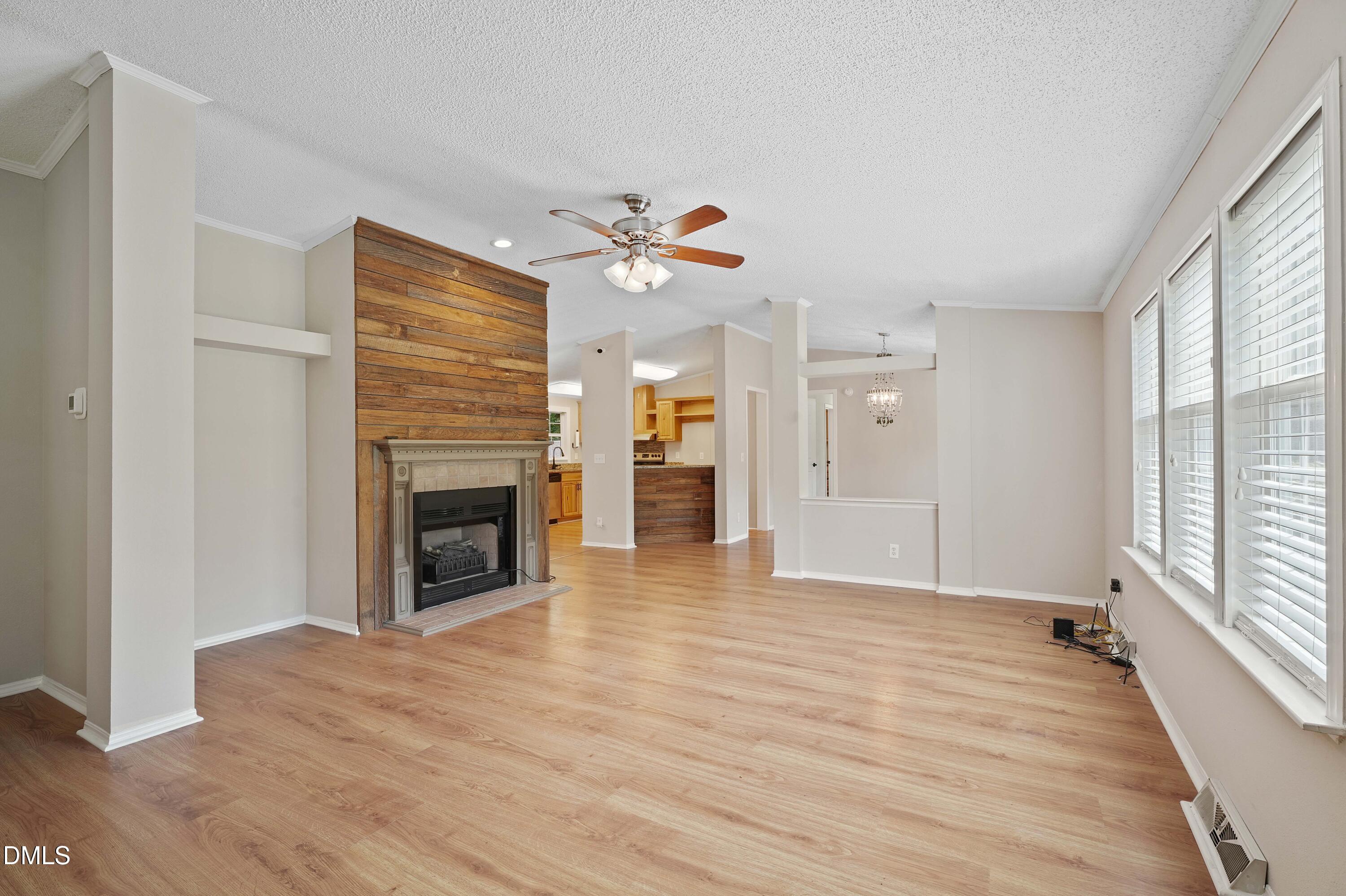 44 Green Bramble Court Property Photo 8