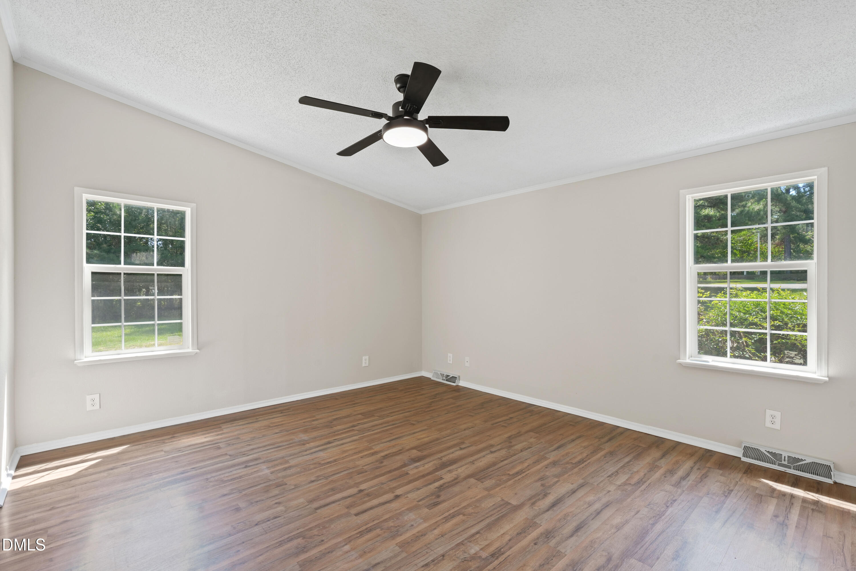 44 Green Bramble Court Property Photo 25