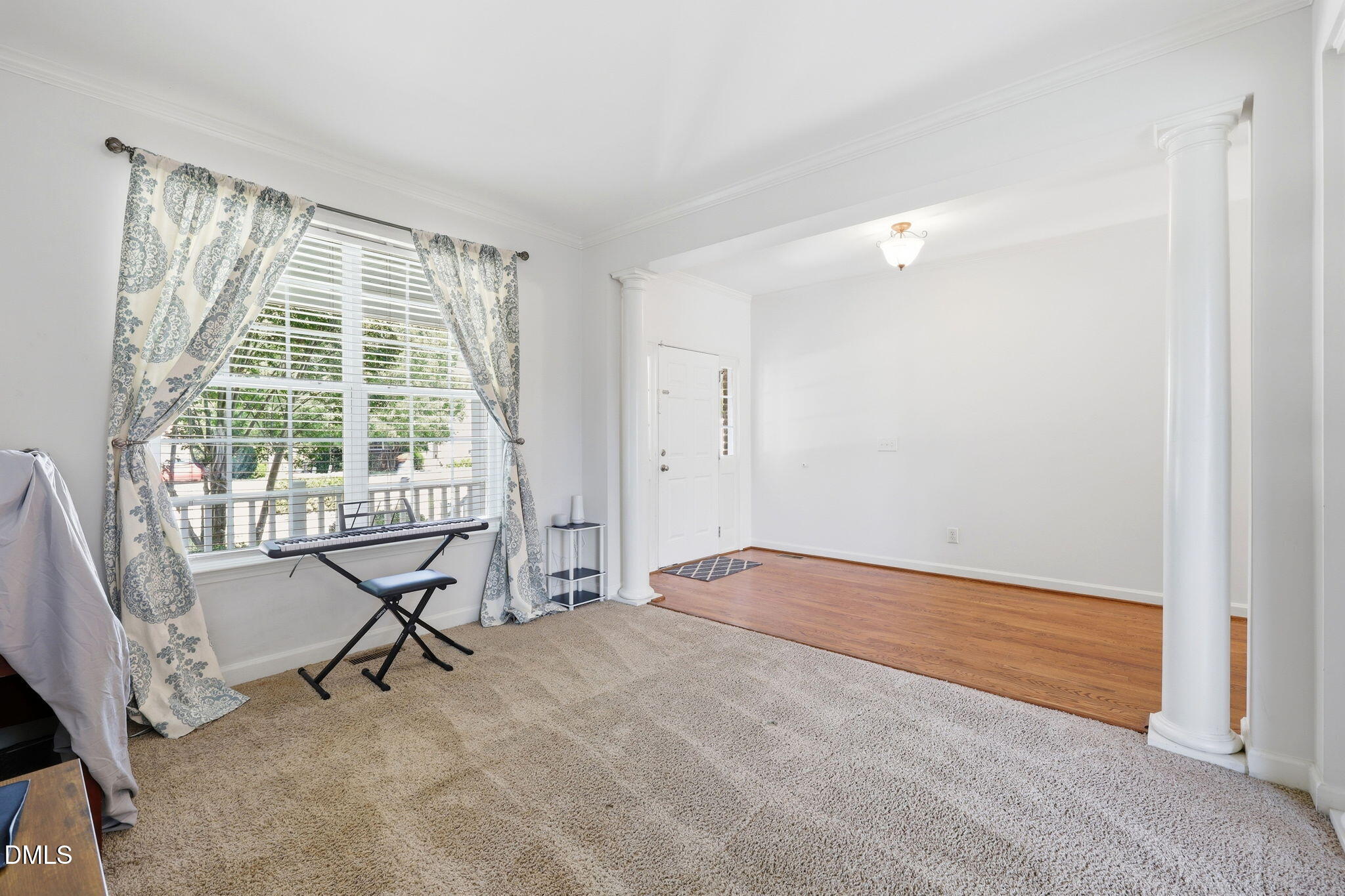 526 Redford Place Drive Property Photo 6