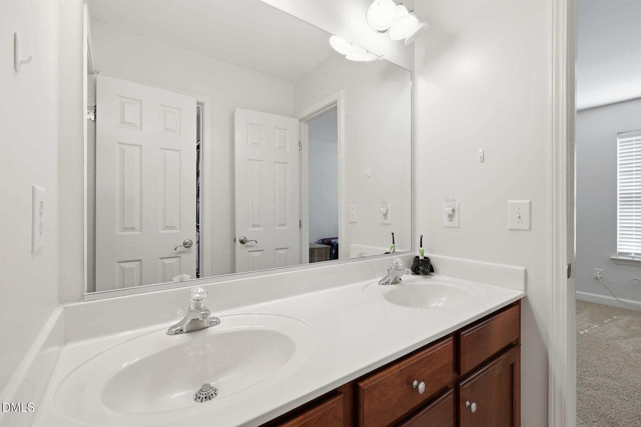 526 Redford Place Drive Property Photo 24