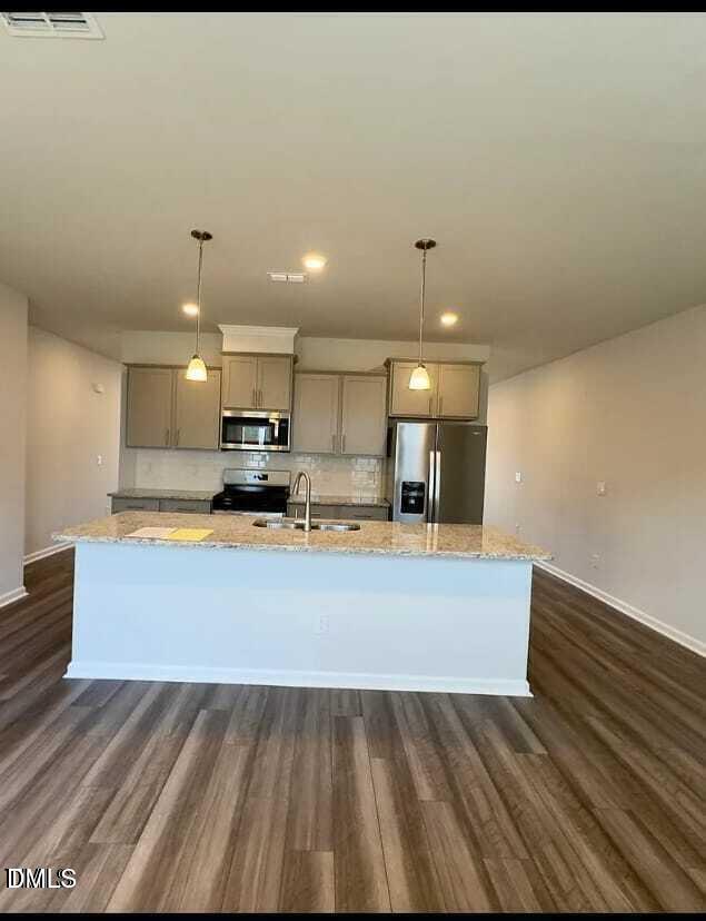 1464 Hasse Avenue Property Photo 4
