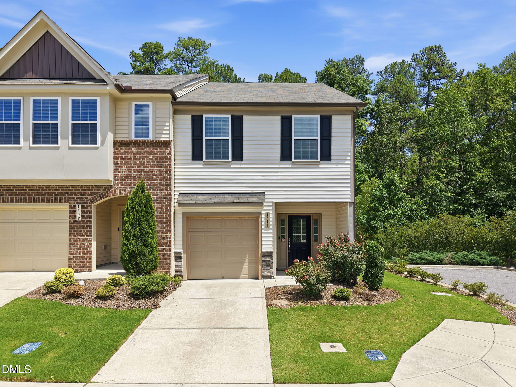 1511 Scholar Drive Property Photo 1