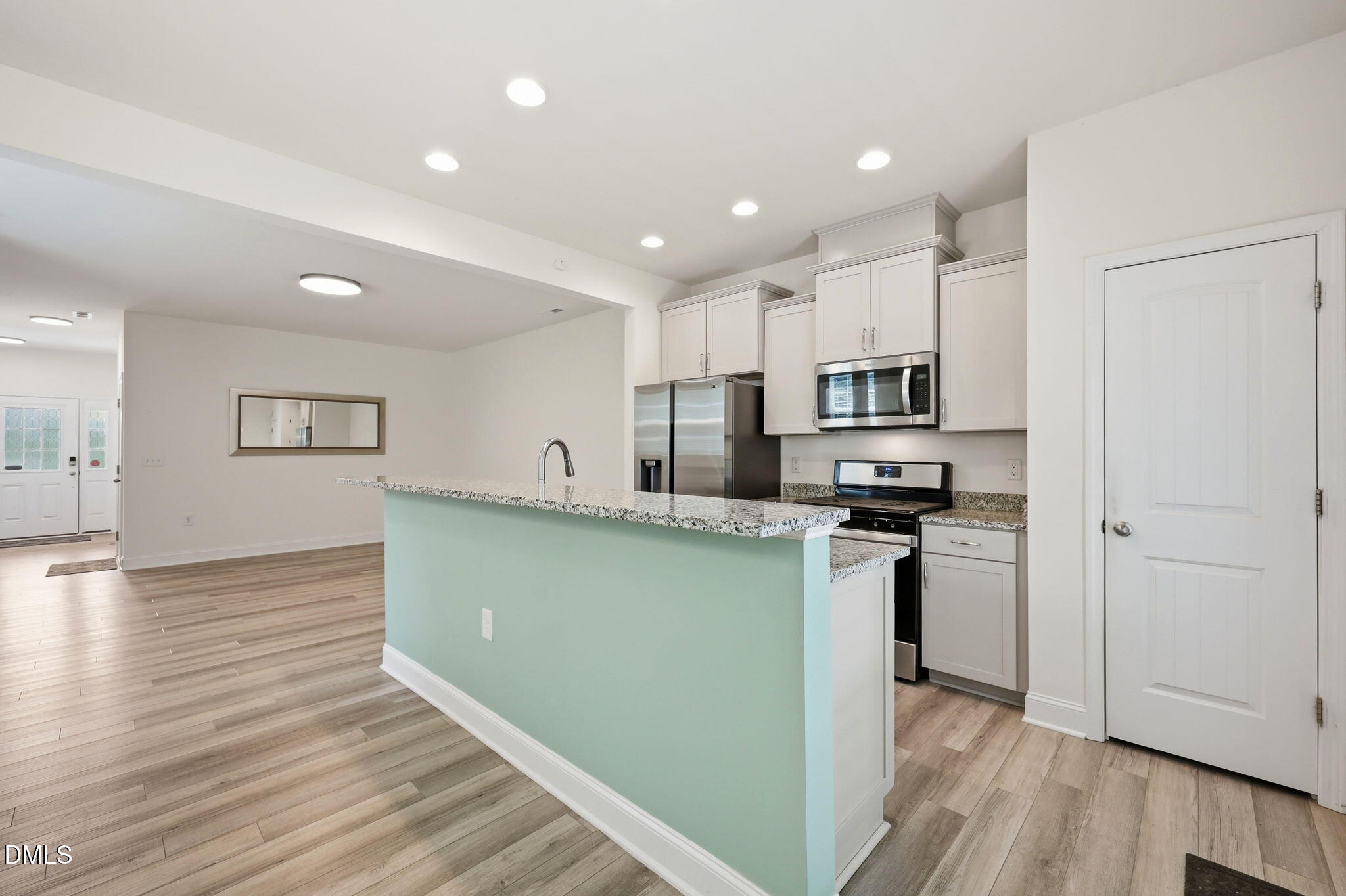 1511 Scholar Drive Property Photo 8