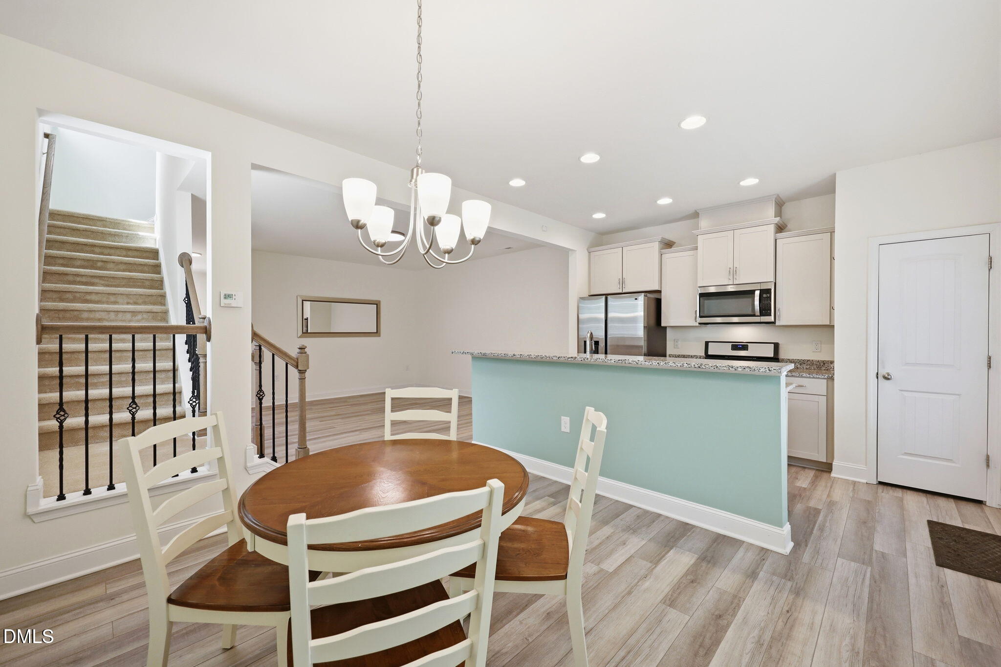 1511 Scholar Drive Property Photo 10