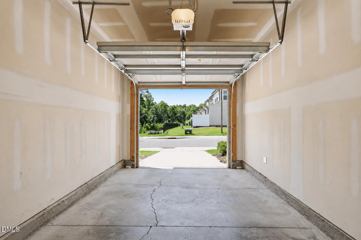1511 Scholar Drive Property Photo 36