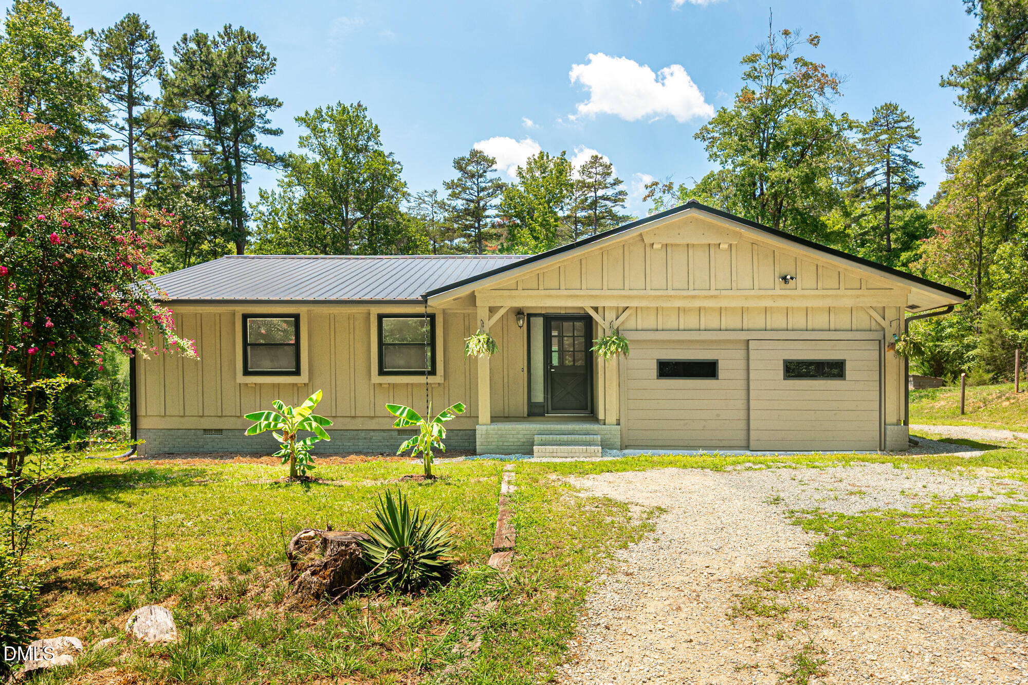 4407 Baer Hill Road Property Photo 1
