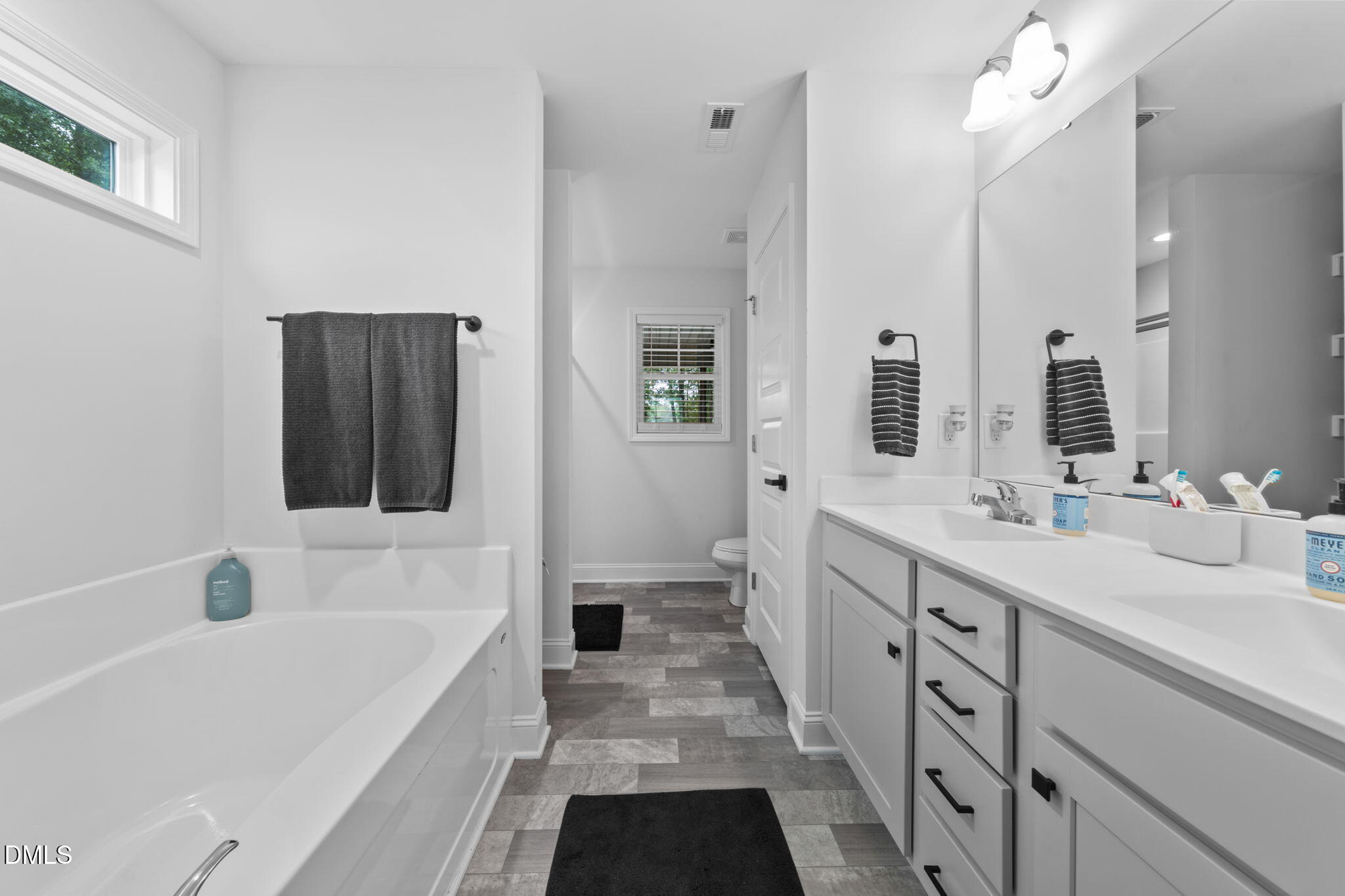 79 Pine Meadow Way Property Photo 11