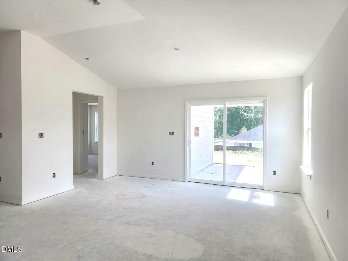8217 Zinger Hl Lane Property Photo 6