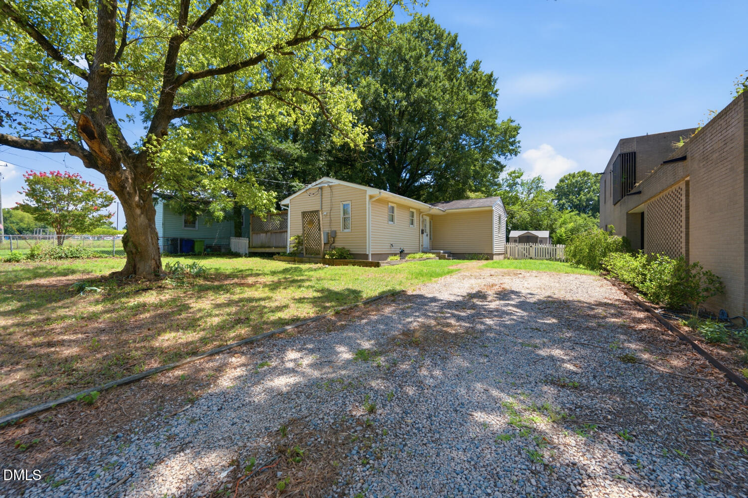 718 Penn Road Property Photo 3