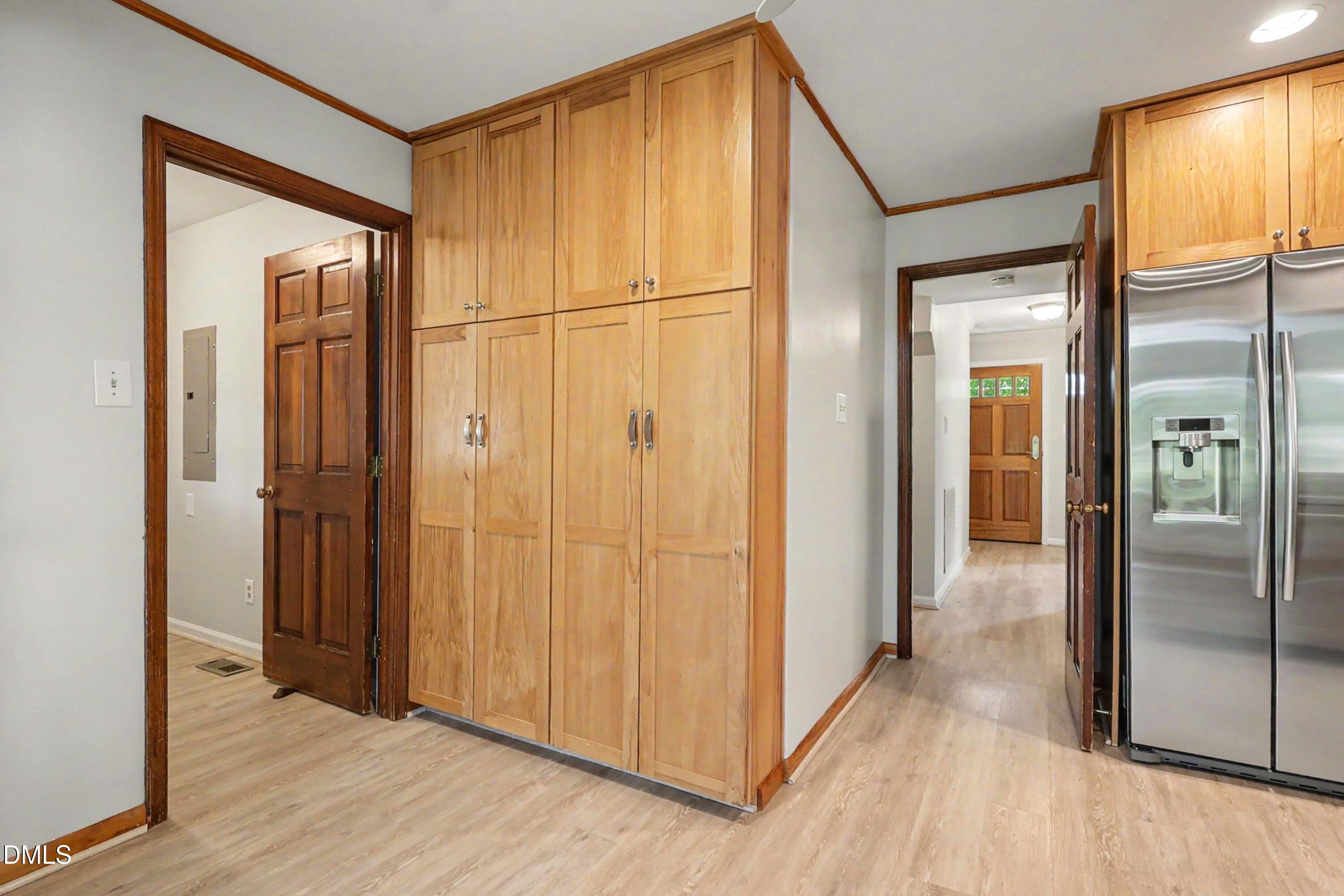 323 Walnut Street Property Photo 11