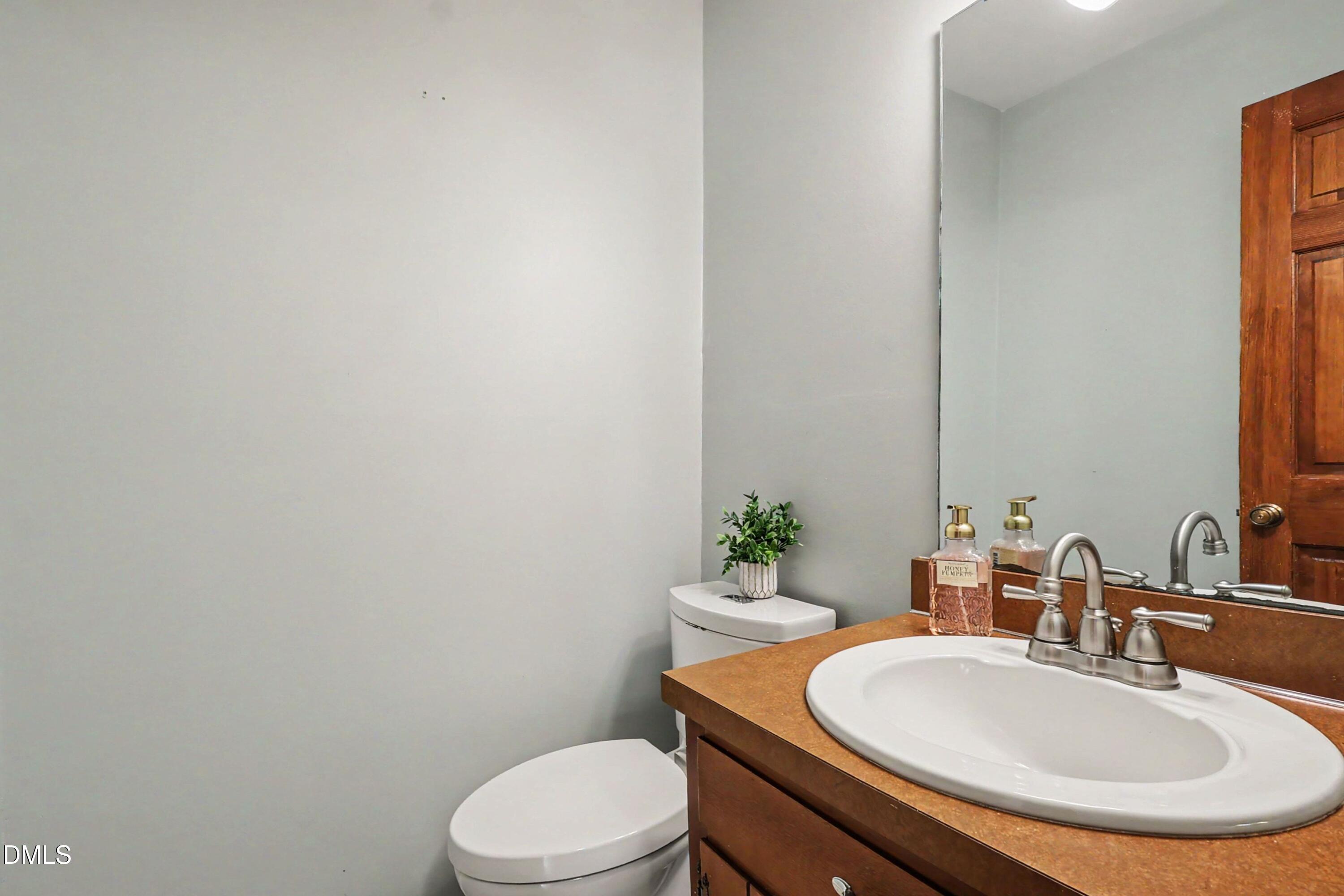 323 Walnut Street Property Photo 20