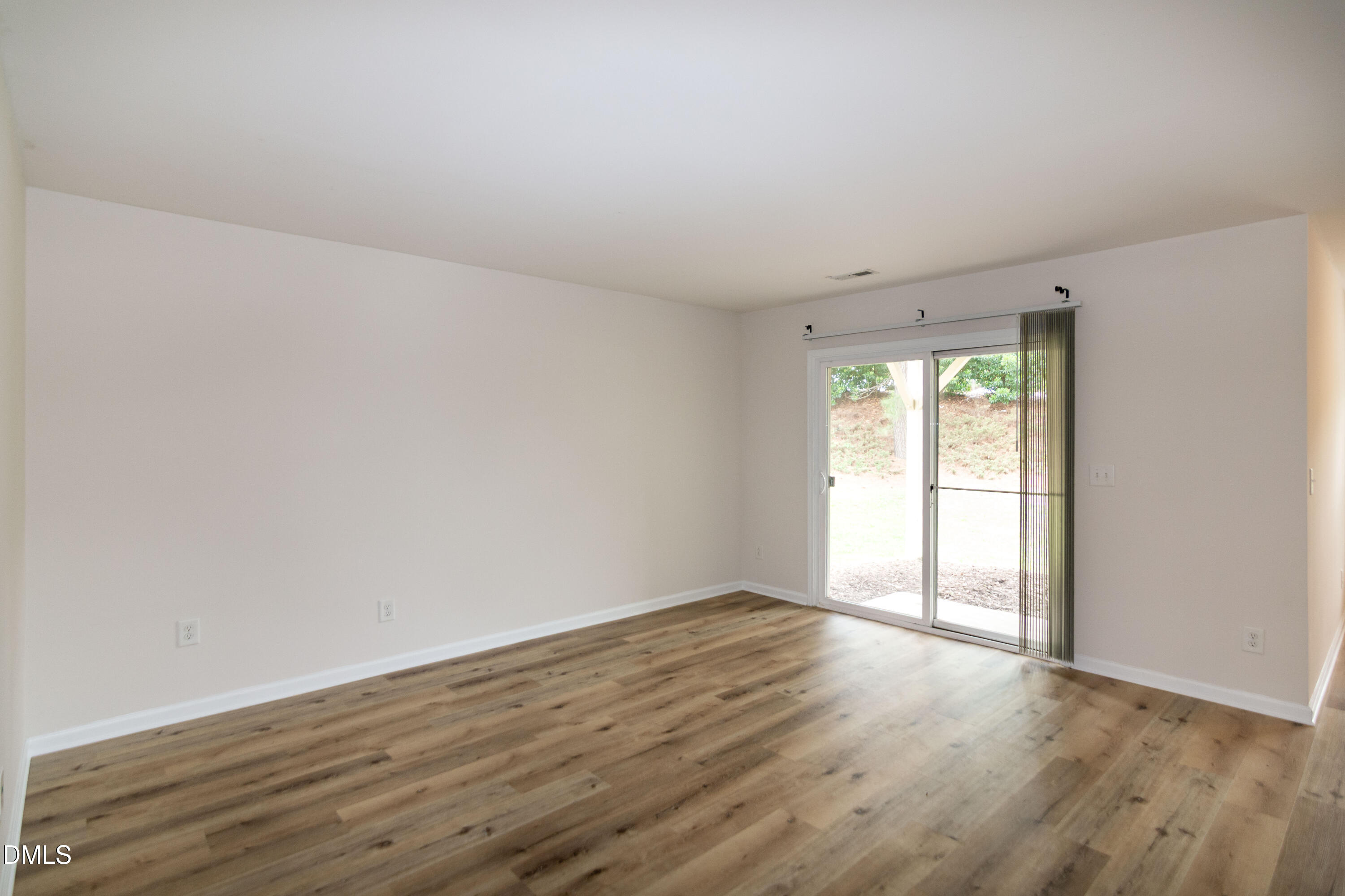 118 Wirks Worth Circle Property Photo 5