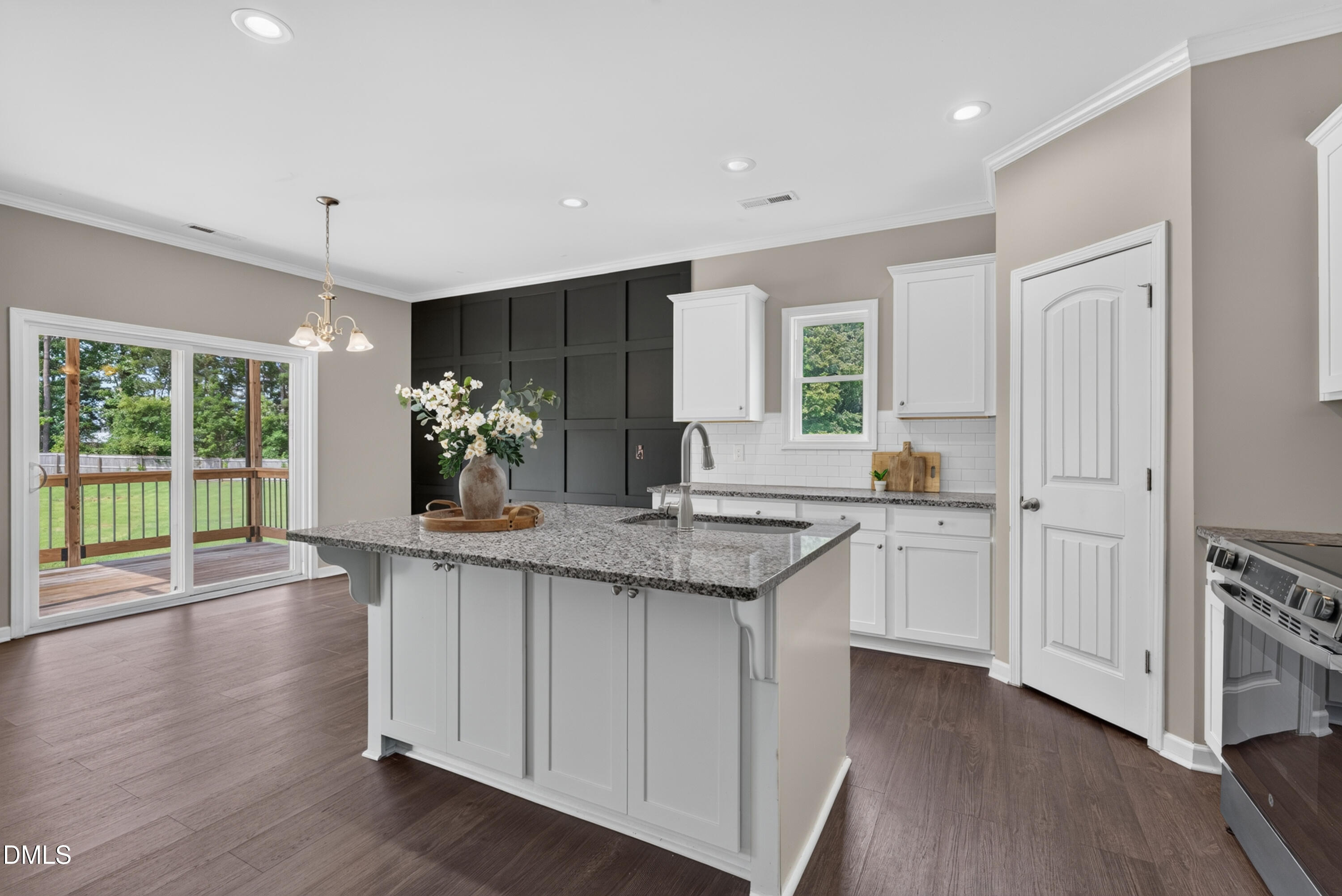 41 Bluejack Court Property Photo 3