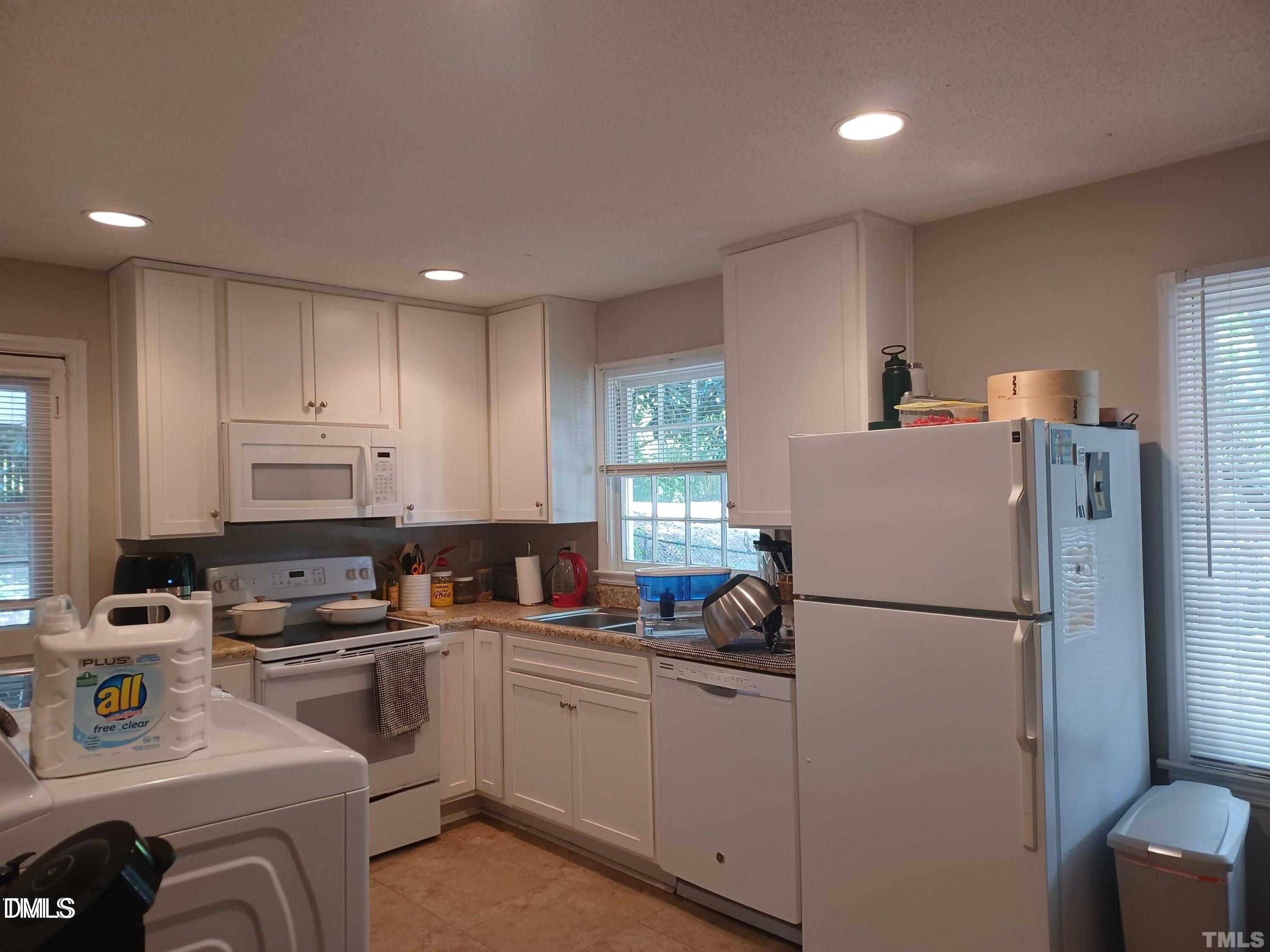 706 Van Buren Road Property Photo 2
