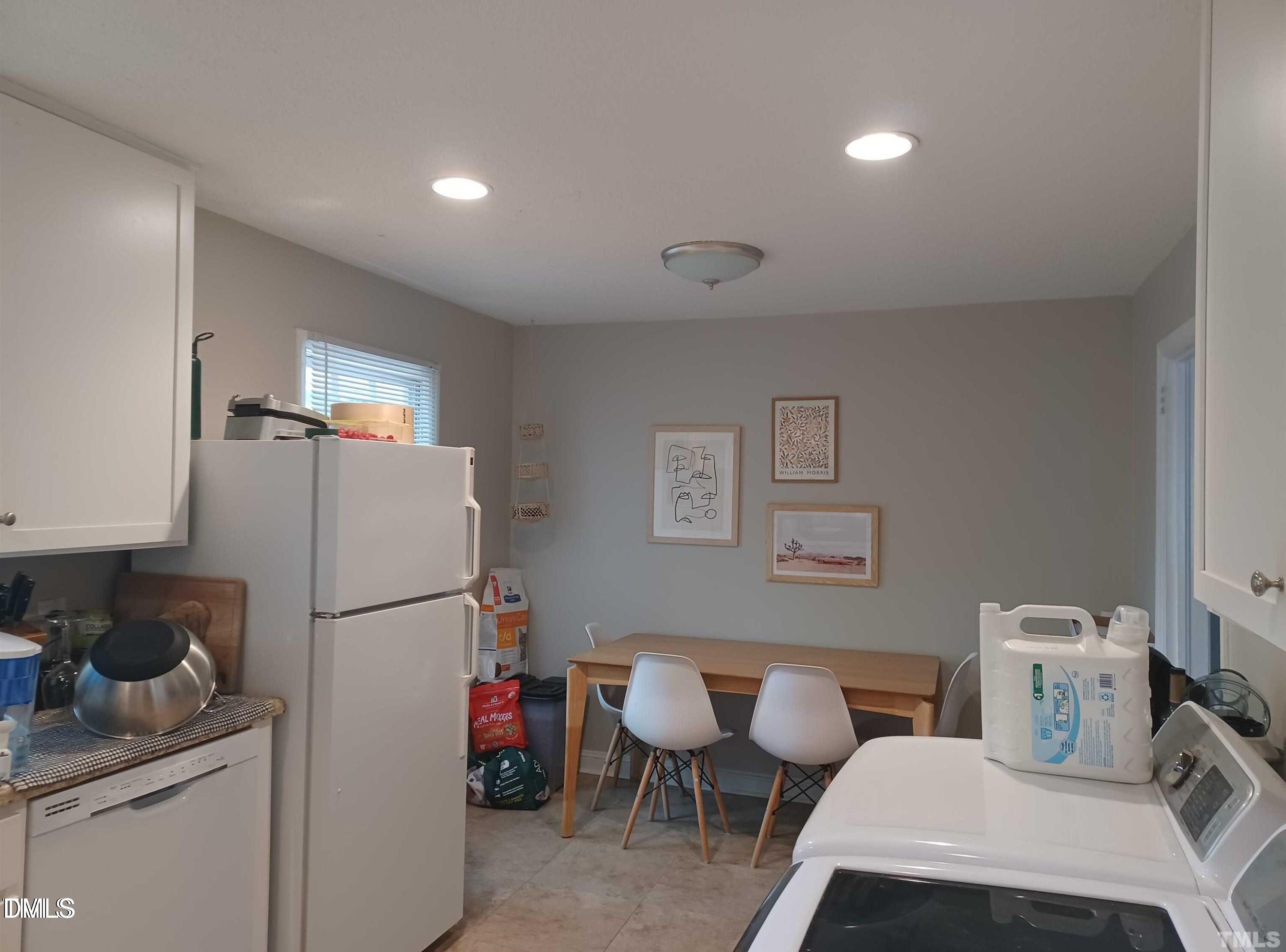 706 Van Buren Road Property Photo 9