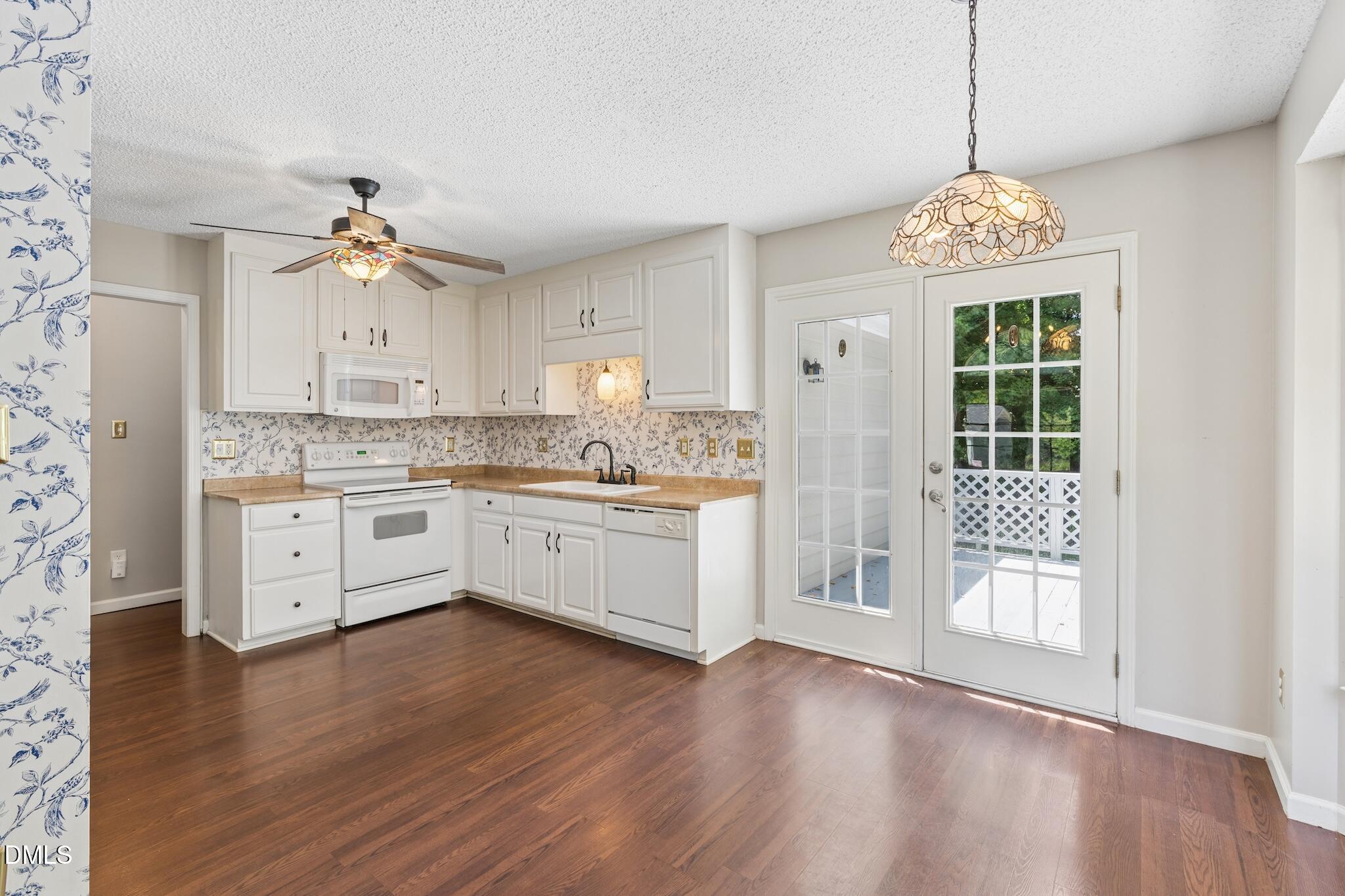 5931 Royal Coach Court Property Photo 8
