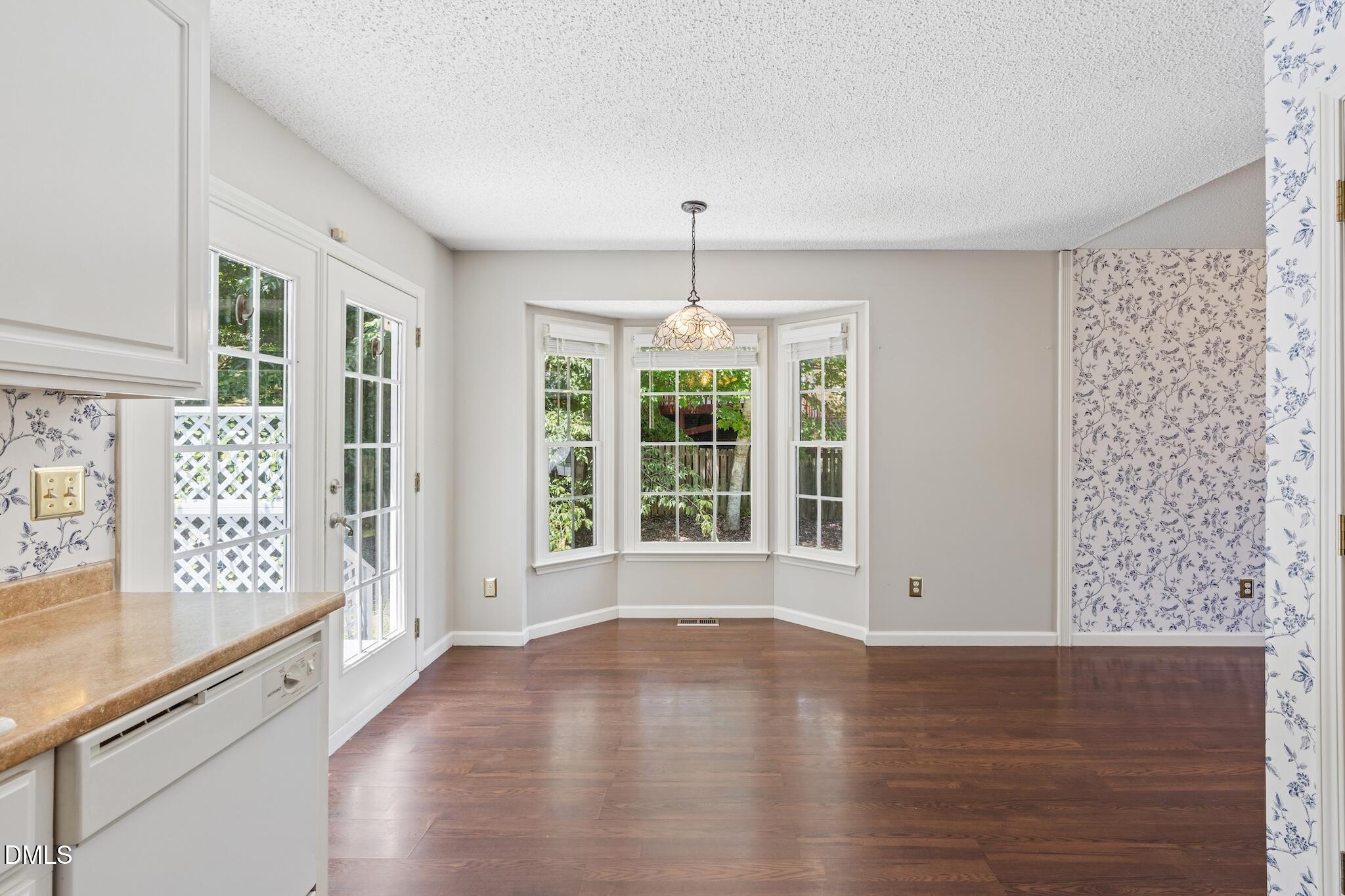 5931 Royal Coach Court Property Photo 9