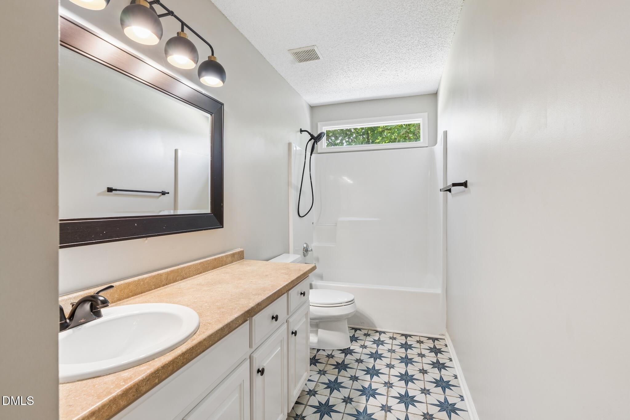 5931 Royal Coach Court Property Photo 16