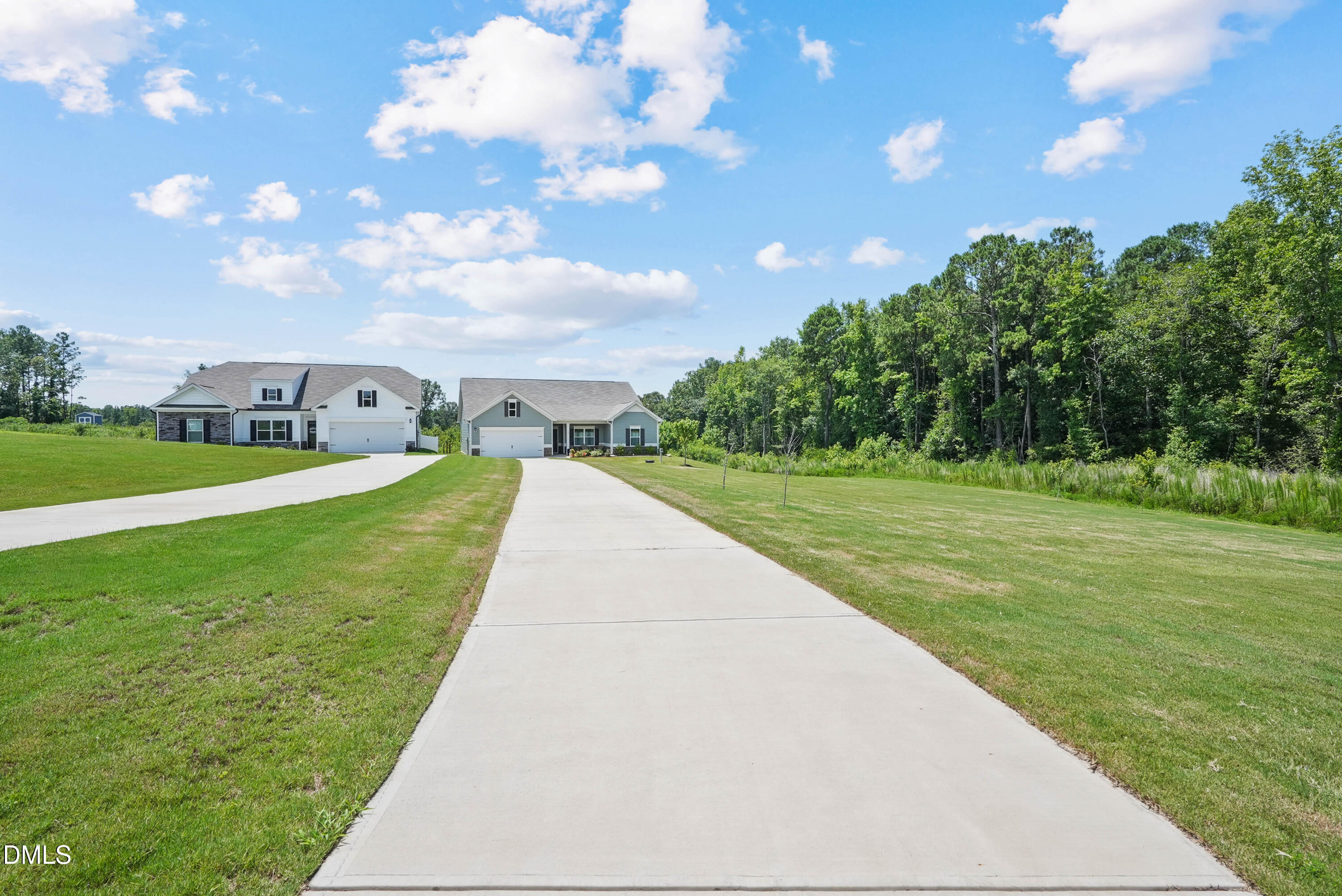 123 Bristow Court Property Photo 2